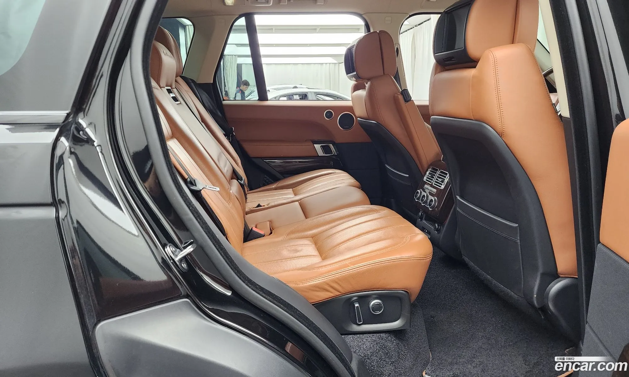 Land Rover Range Rover 2015 SALGA2EFXGA247673 — 8