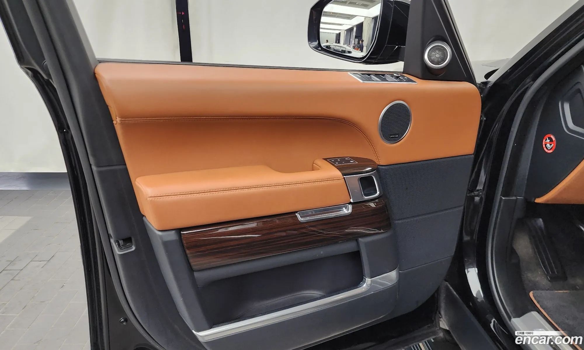 Land Rover Range Rover 2015 SALGA2EFXGA247673 — 5