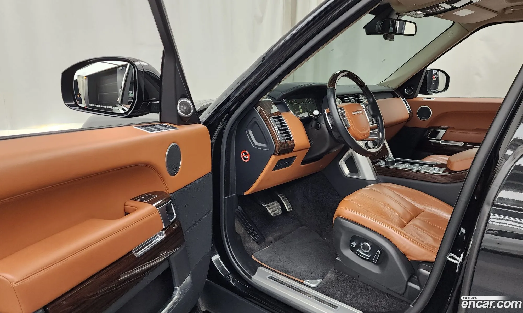 Land Rover Range Rover 2015 SALGA2EFXGA247673 — 27