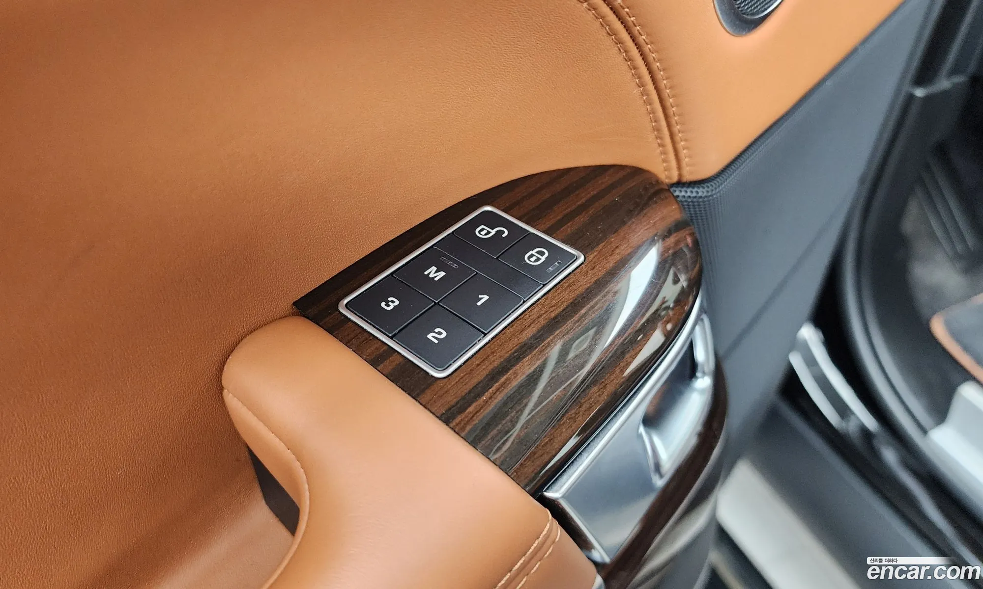 Land Rover Range Rover 2015 SALGA2EFXGA247673 — 17
