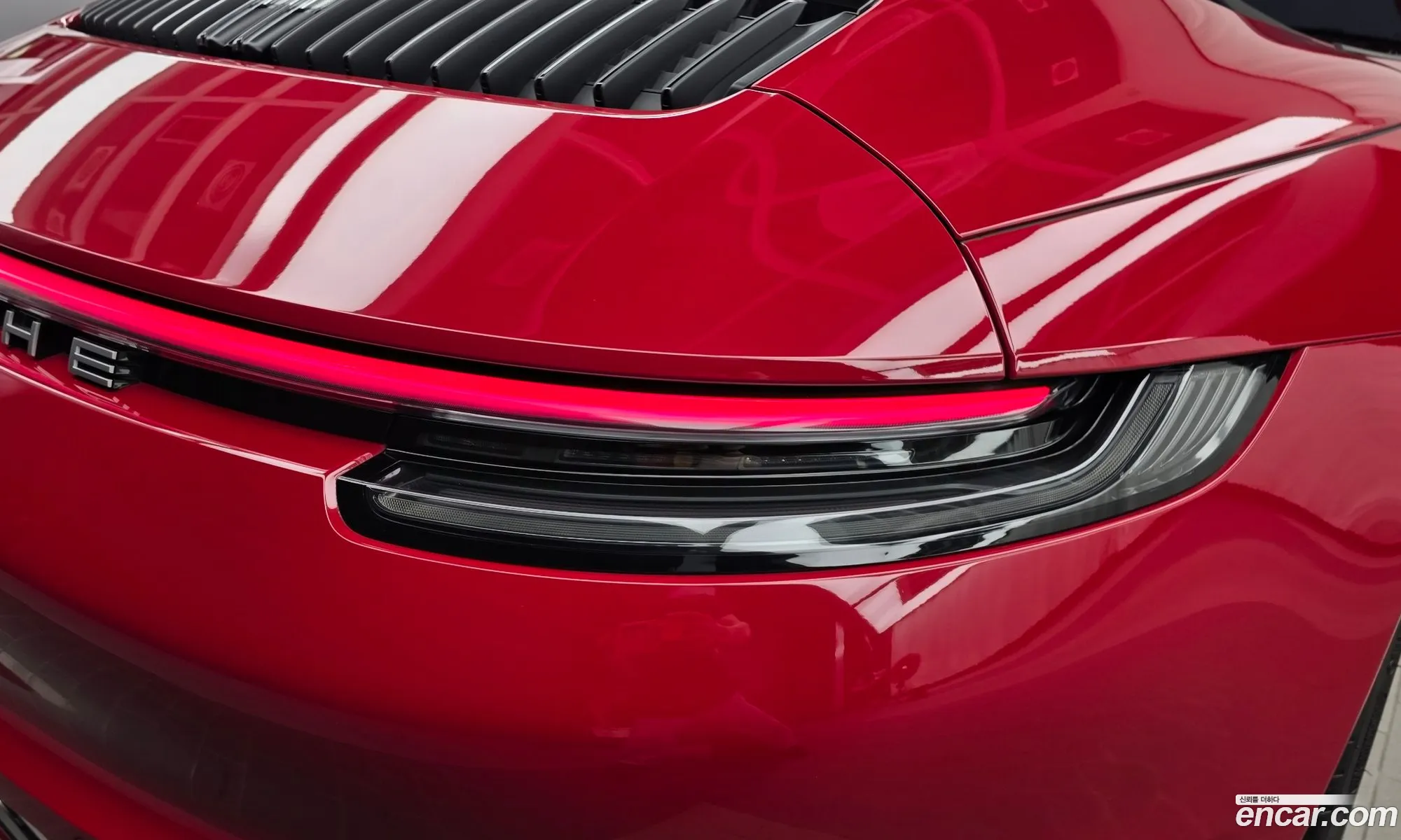 Porsche 911 2024 — 12