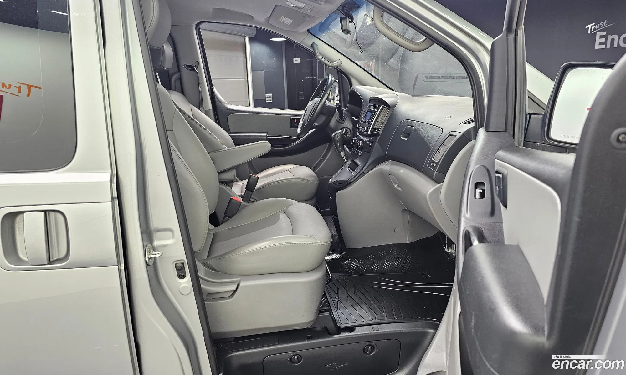 Hyundai Grand Starex 2019 — 10