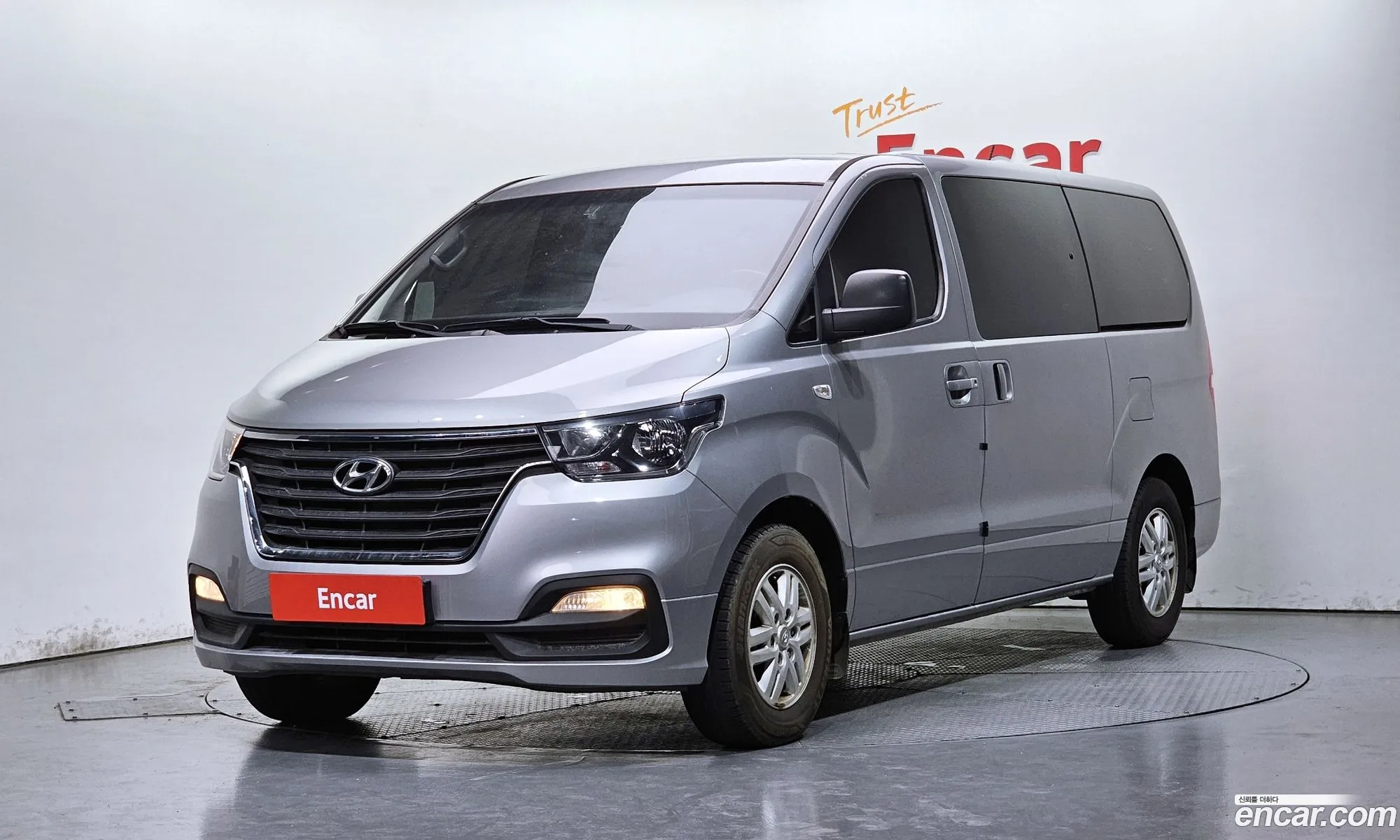 Hyundai Grand Starex 2019 — 12