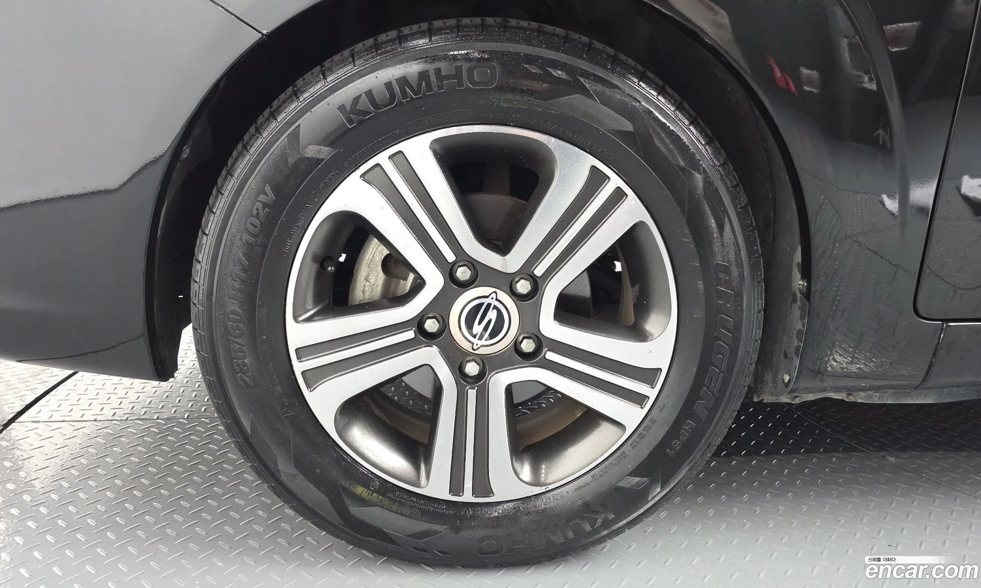 KG Mobility (SsangYong) Korando Turismo 2015 — 12
