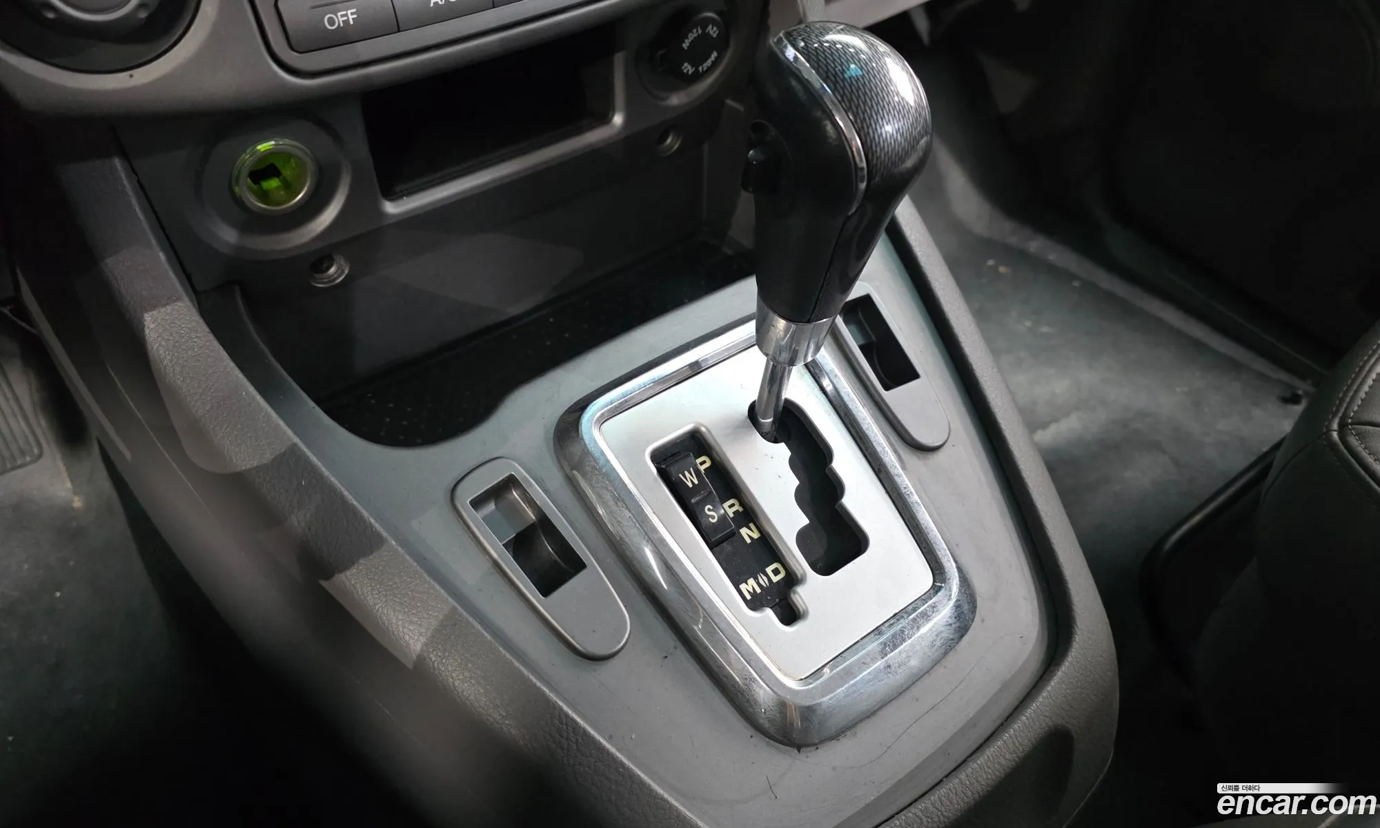 KG Mobility (SsangYong) Korando Turismo 2015 — 4