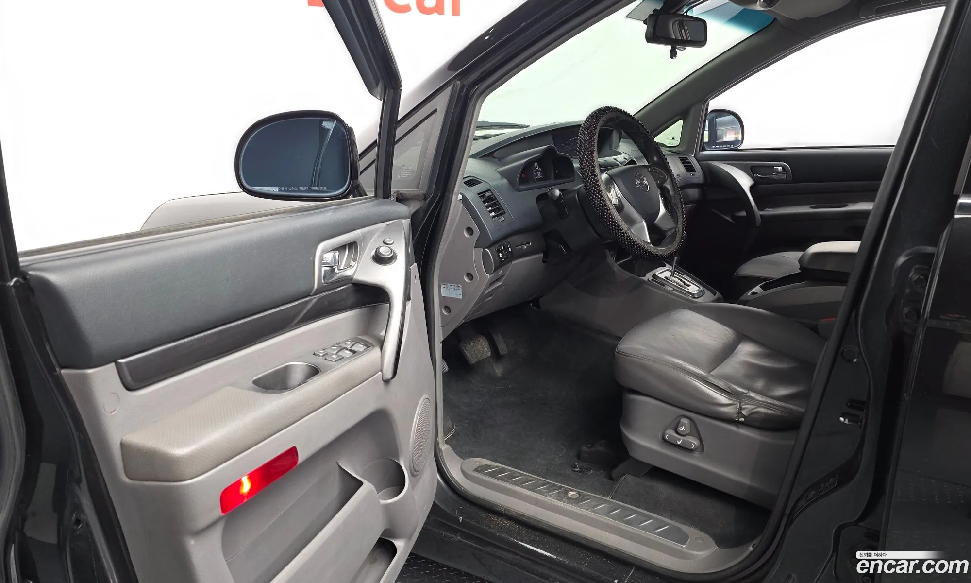 KG Mobility (SsangYong) Korando Turismo 2015 — 35