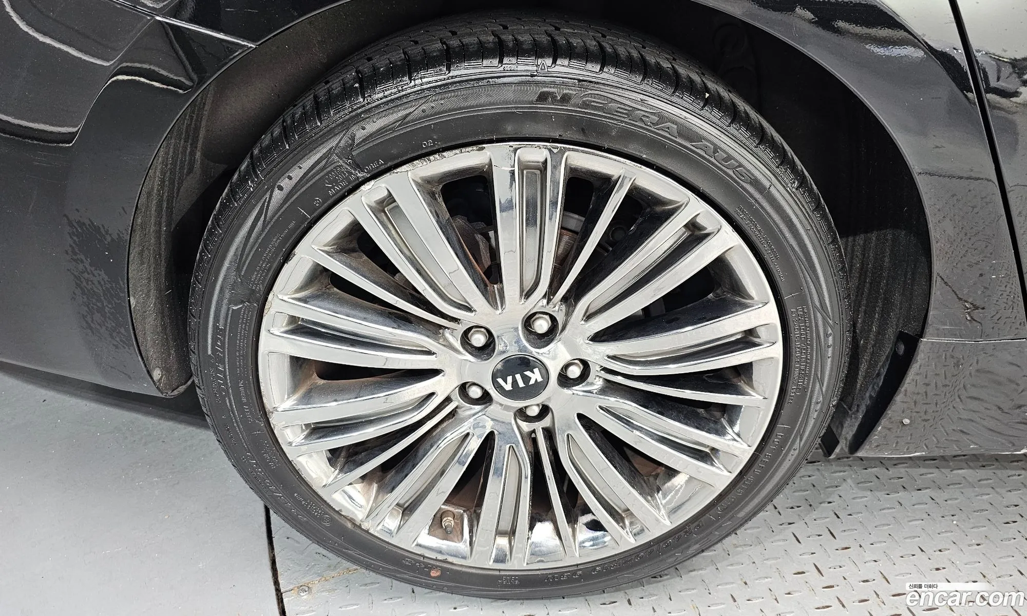 Kia K7 2015 — 29