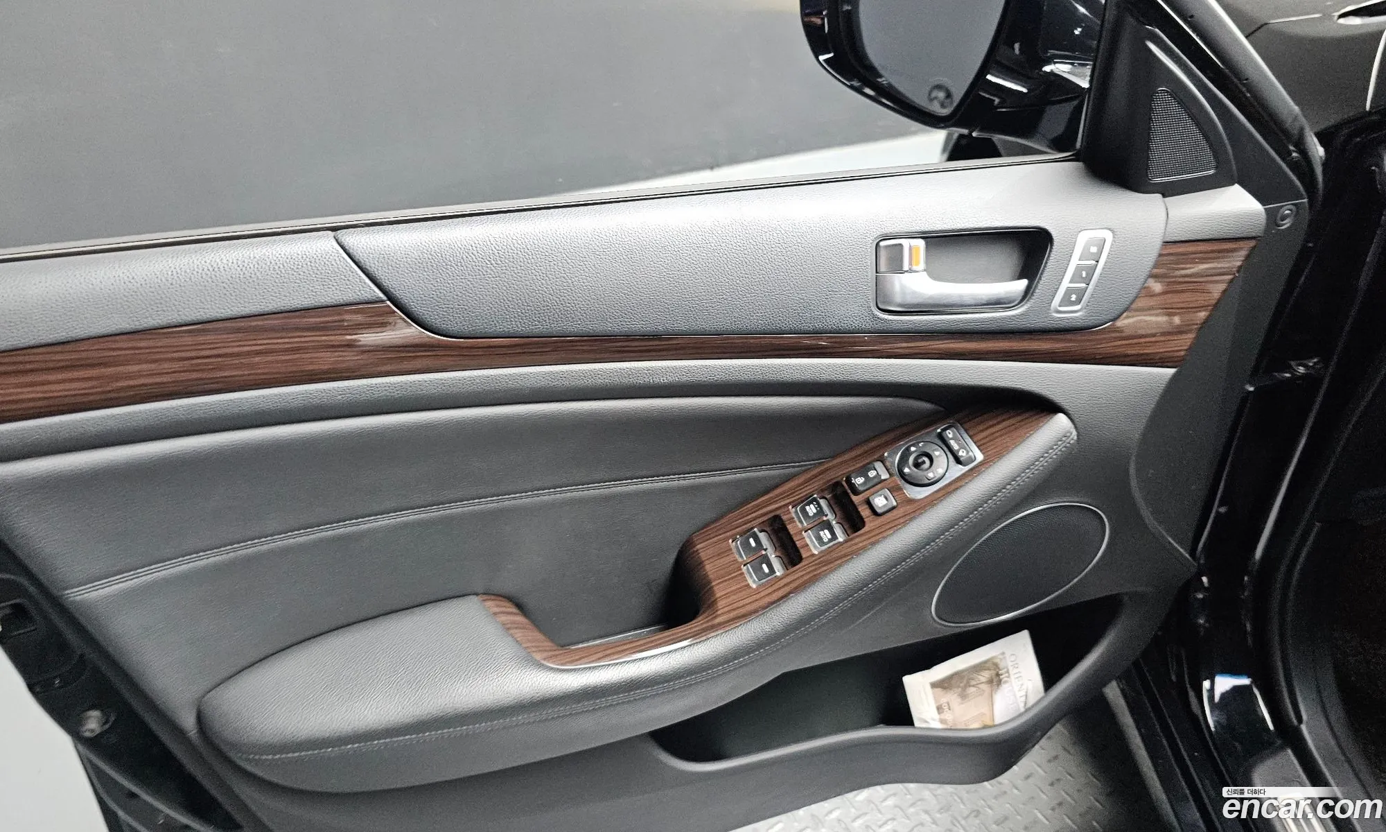 Kia K7 2015 — 21