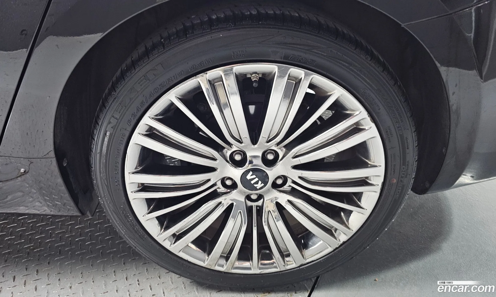 Kia K7 2015 — 20