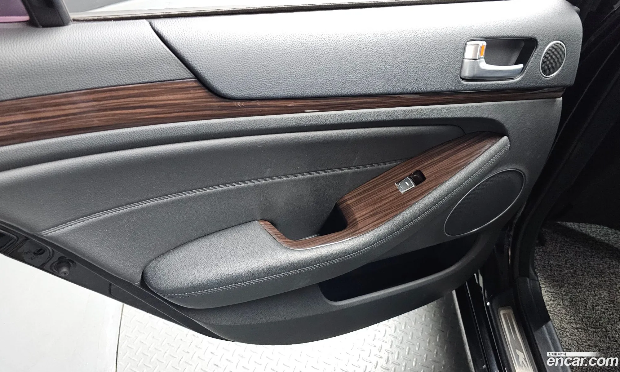 Kia K7 2015 — 19