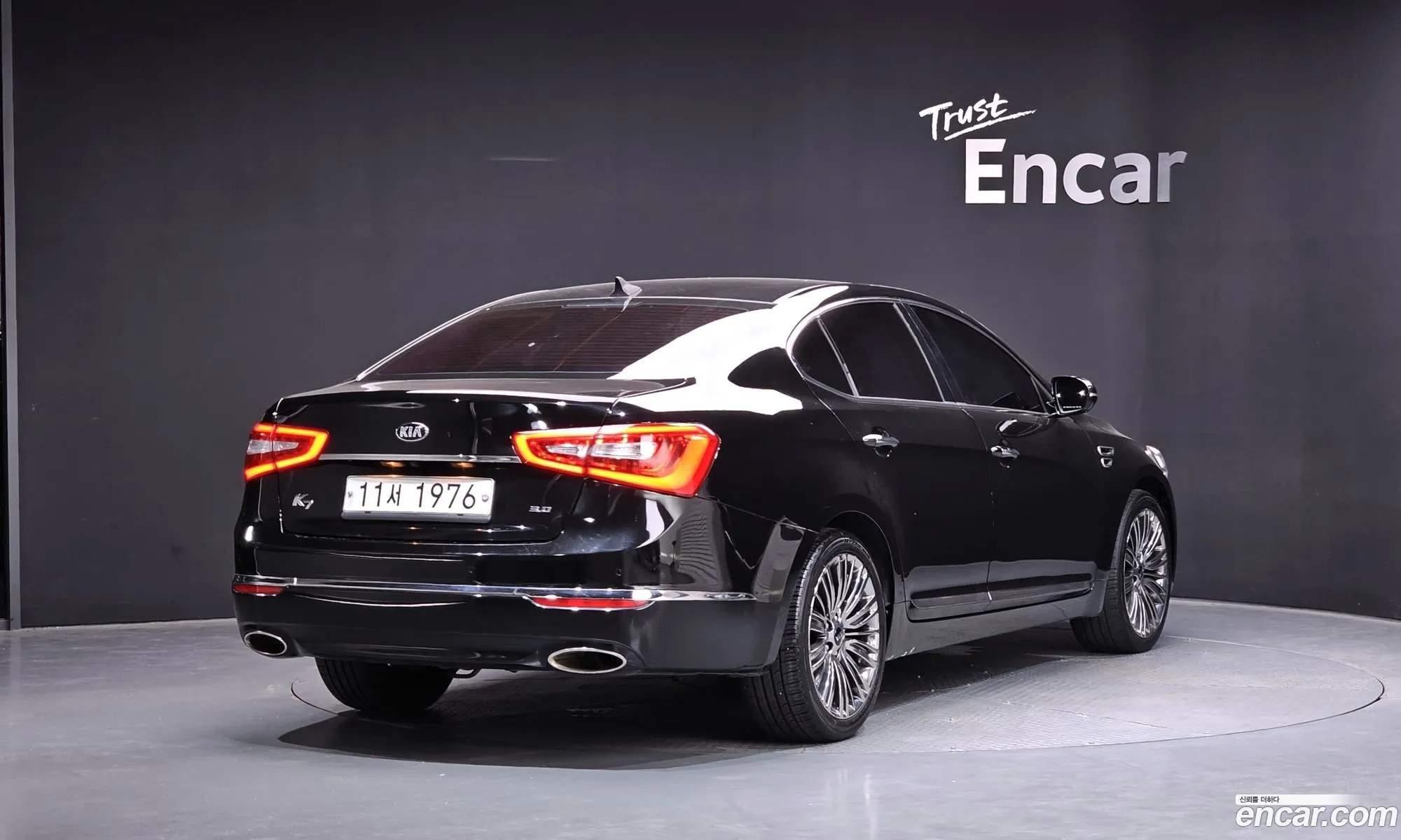 Kia K7 2015 — 30