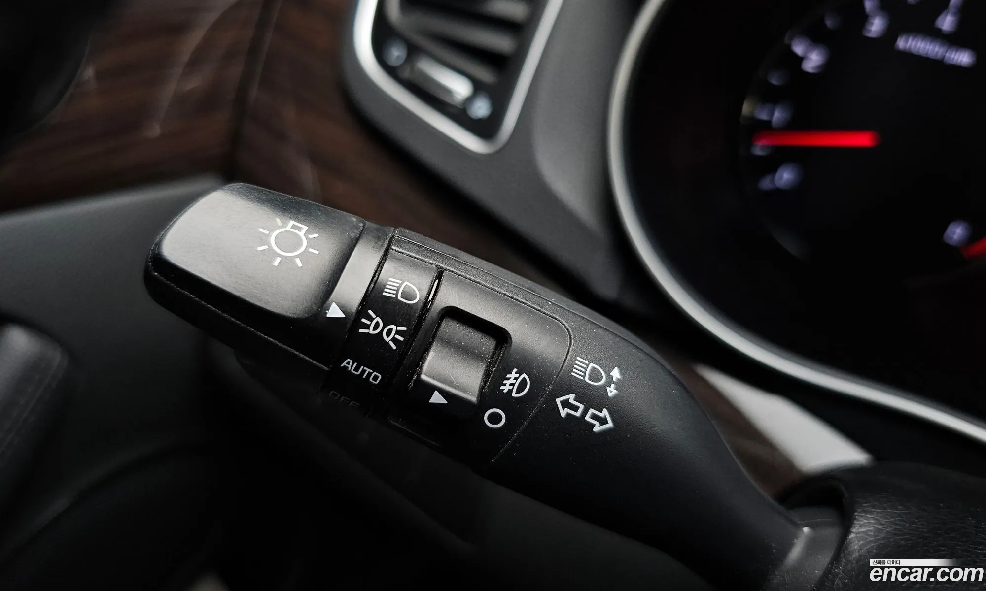 Kia K7 2015 — 31