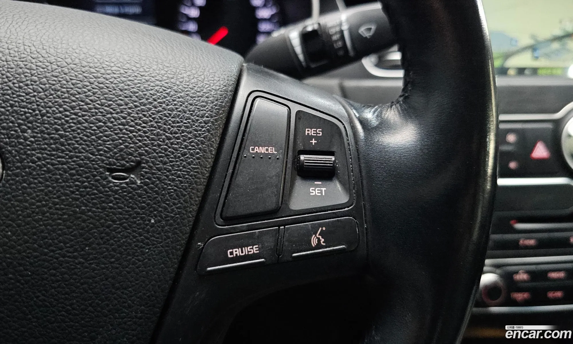 Kia K7 2015 — 23