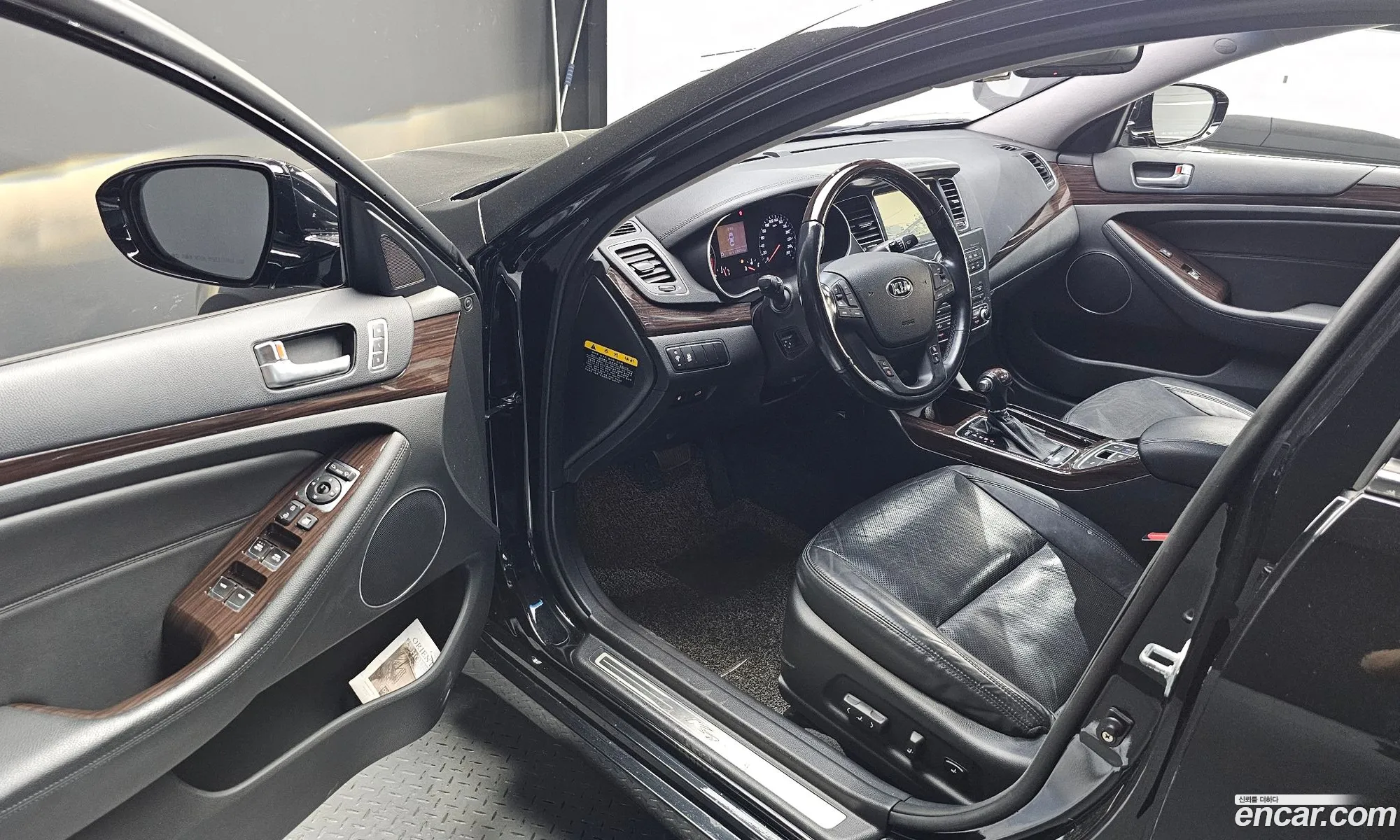 Kia K7 2015 — 13