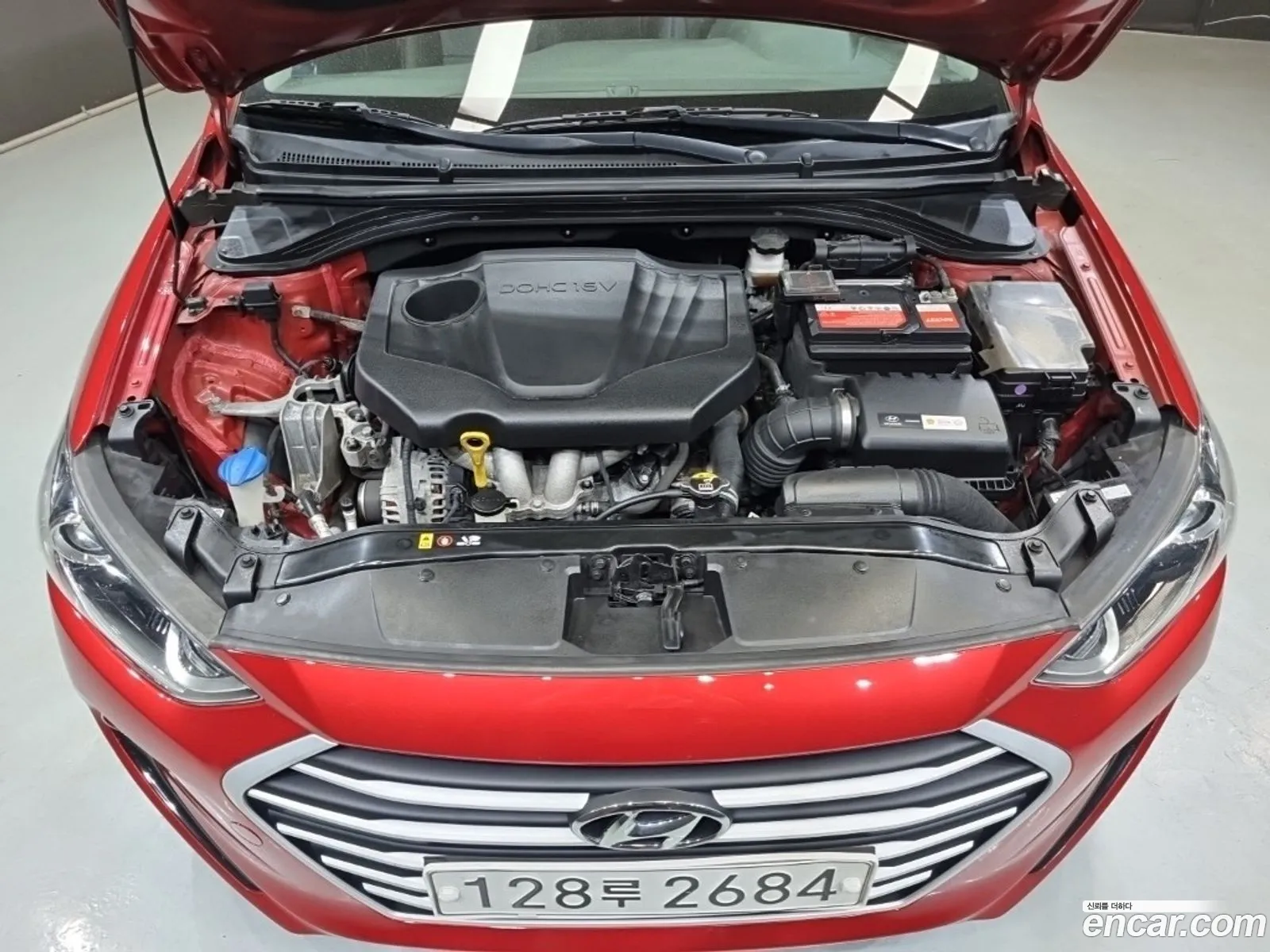Hyundai Elantra AD 2018 — 16