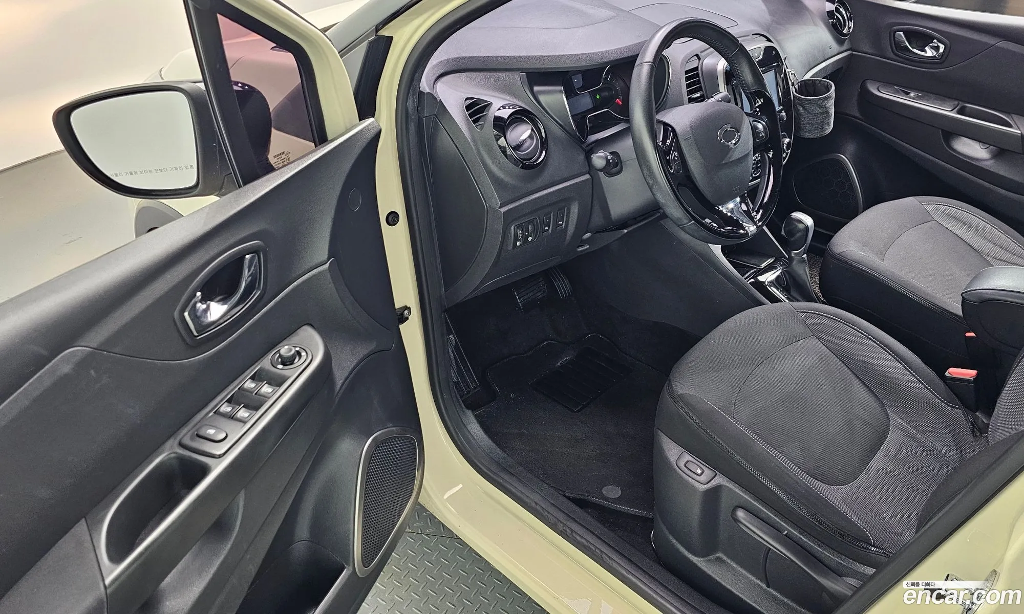 Renault Korea (Samsung) QM3 2017 — 5