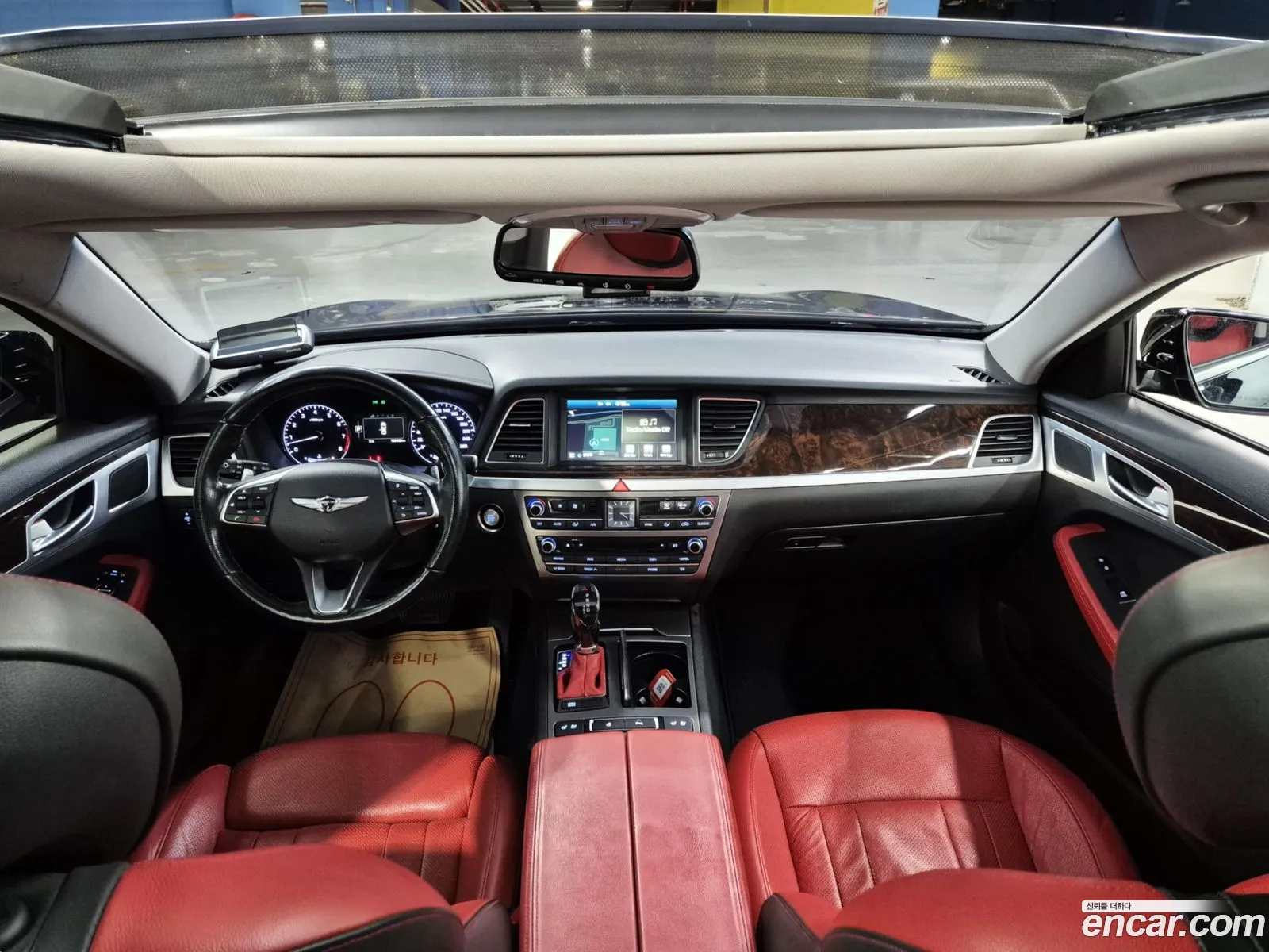 Hyundai Genesis DH 2015 — 2