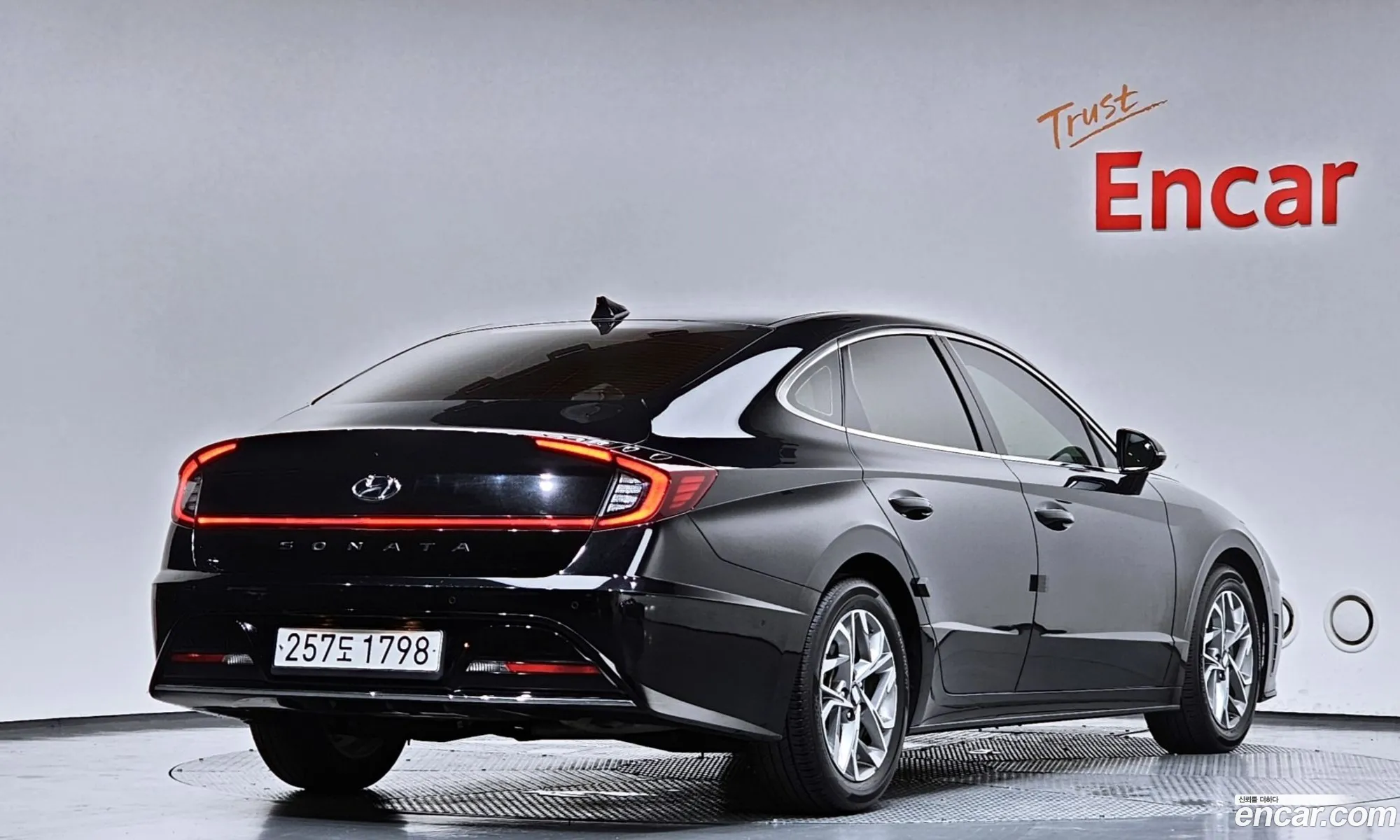 Hyundai Sonata 2022 — 39