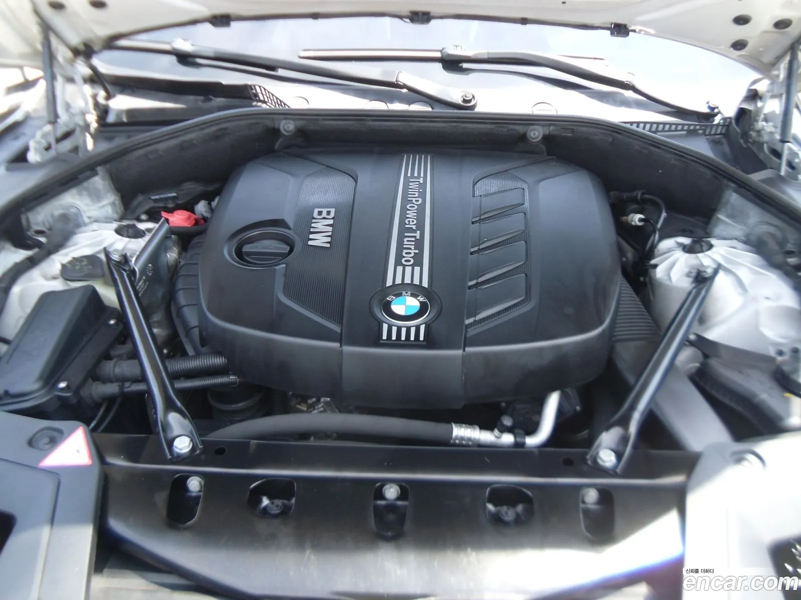 BMW 5 Series GT 2013 — 8