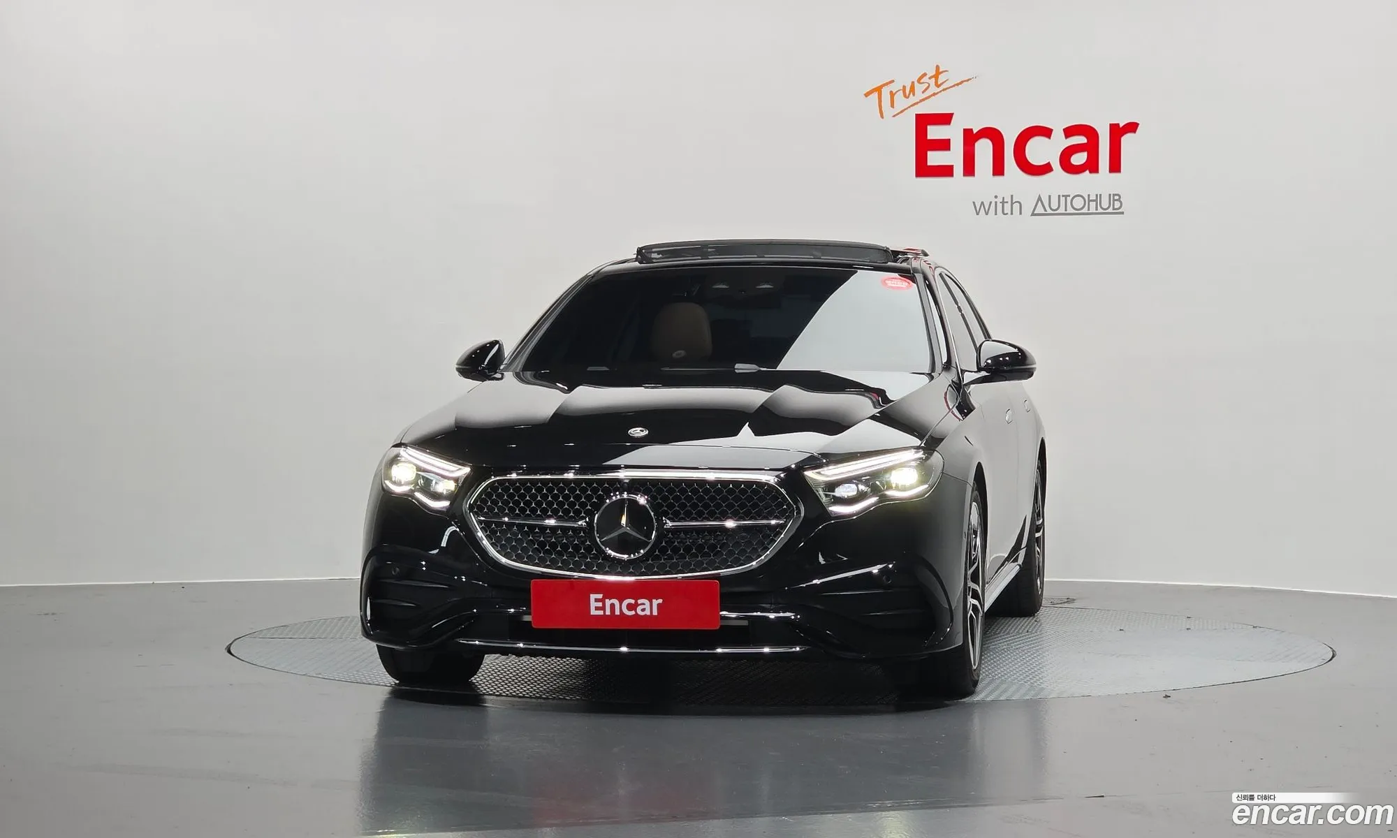 Mercedes-Benz E-Class W214 2025 — 6