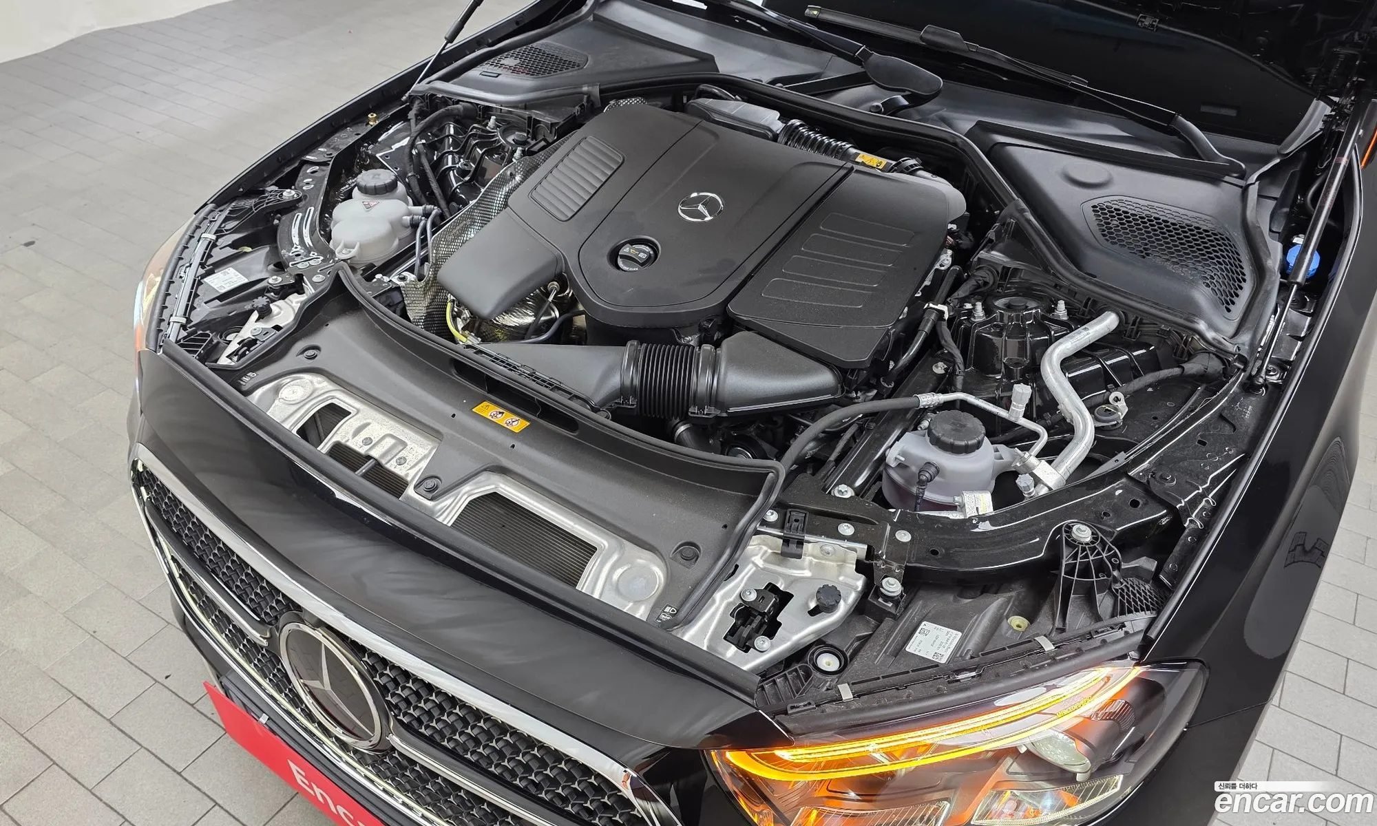 Mercedes-Benz E-Class W214 2025 — 5