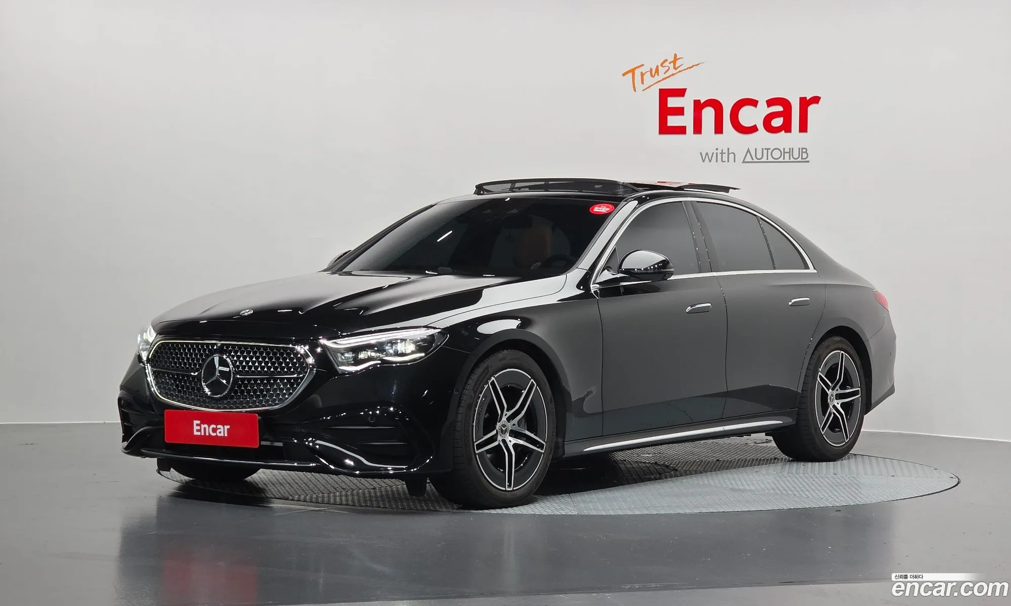 Mercedes-Benz E-Class W214 2025 — 4