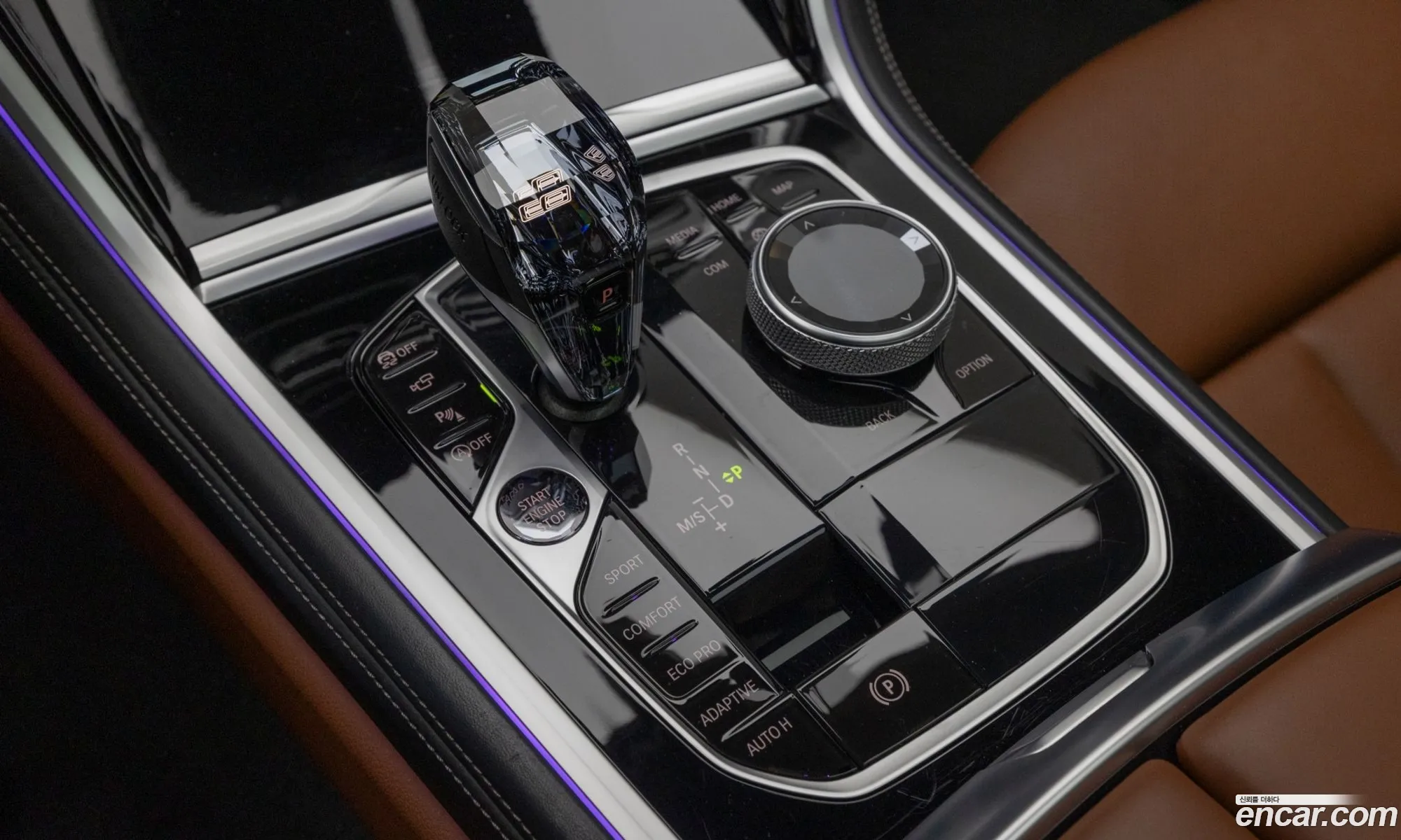 BMW 8 Series 2023 — 19
