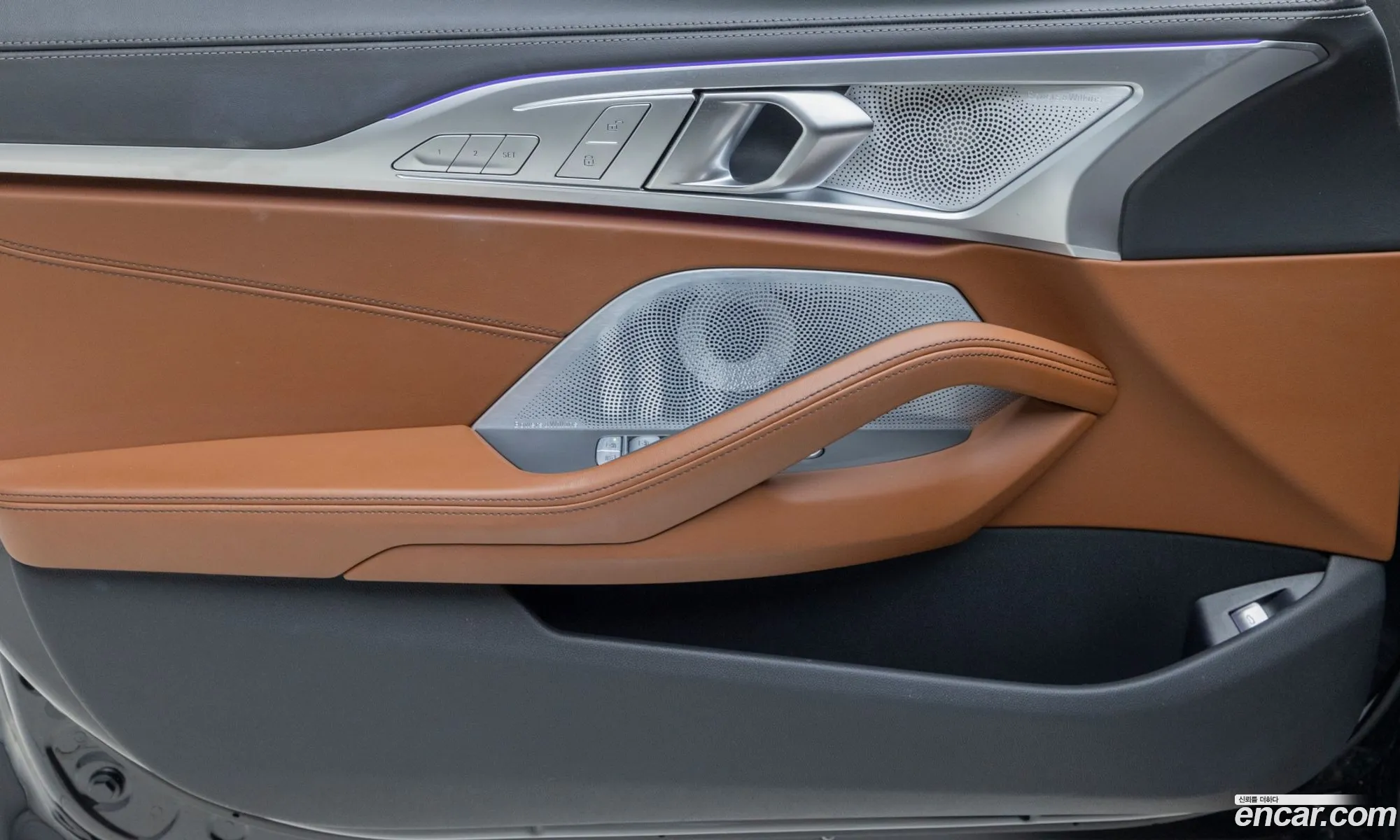 BMW 8 Series 2023 — 9
