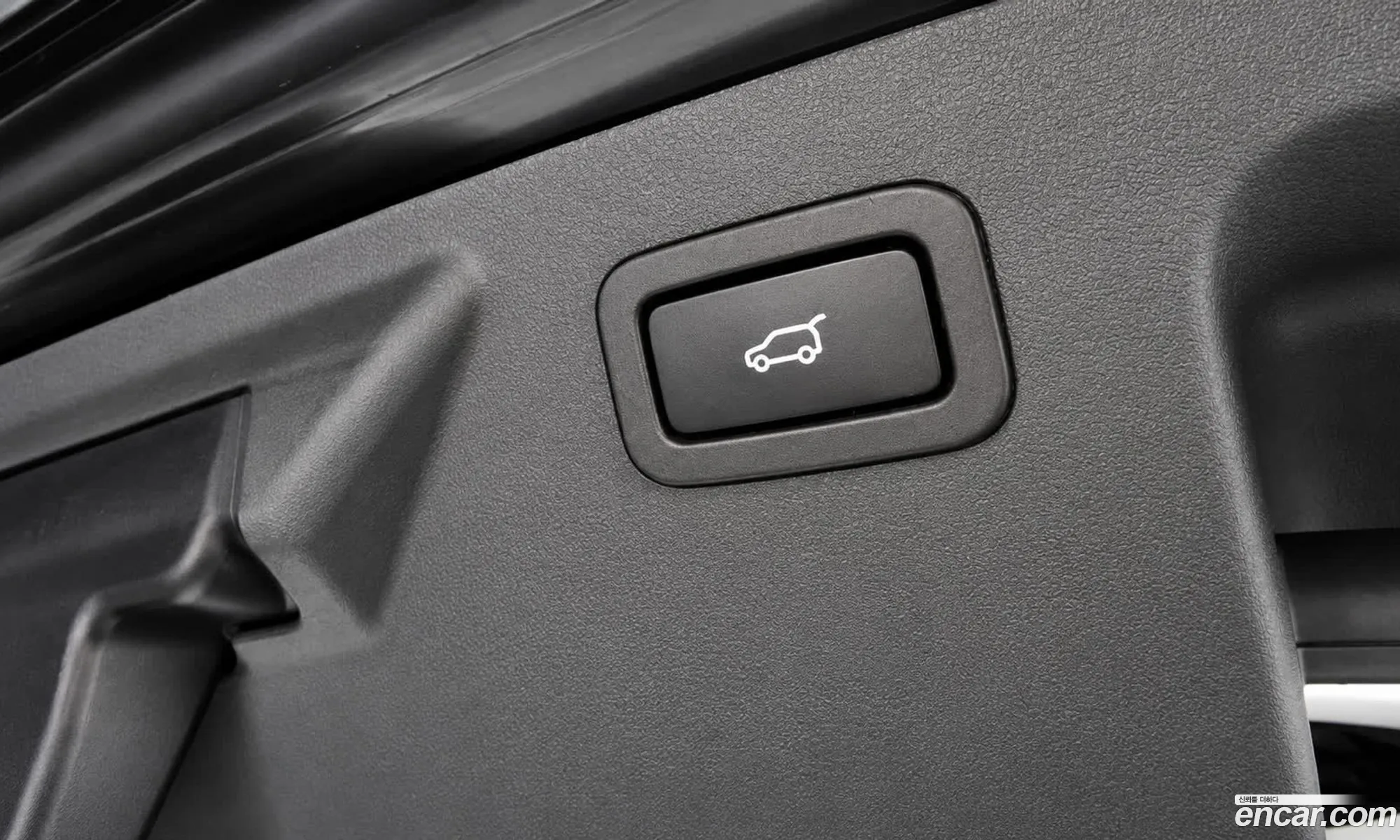 Land Rover Discovery Sport 2017 — 10