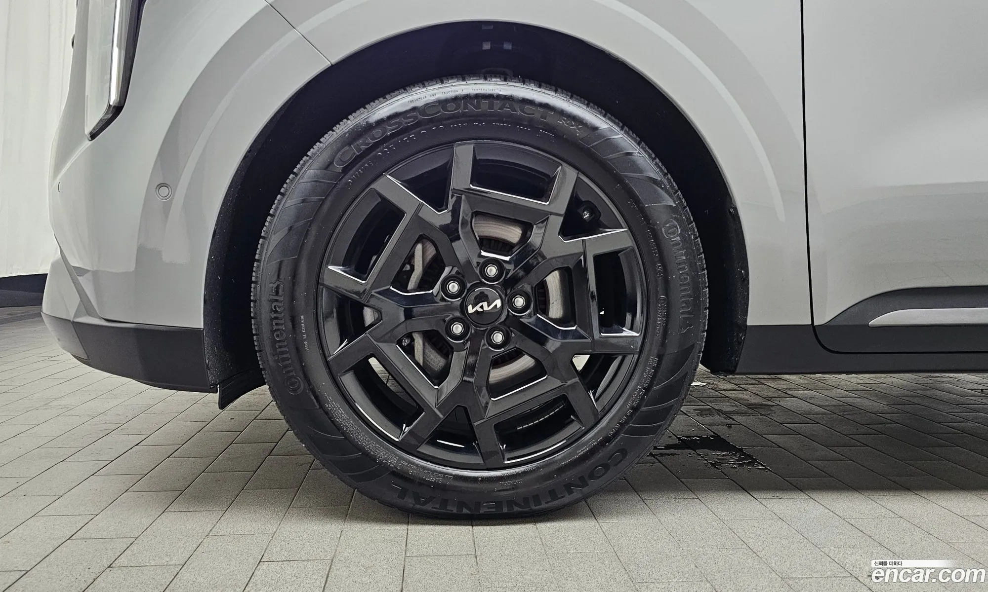 Kia Carnival 2025 — 28