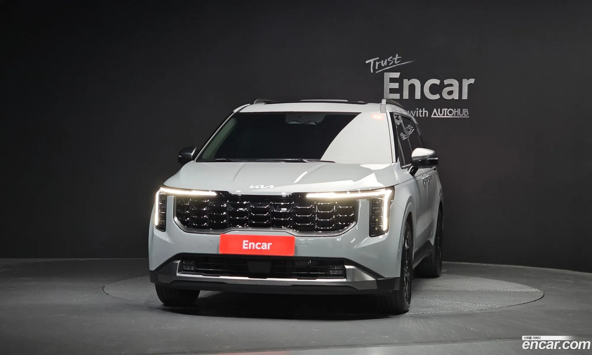 Kia Carnival 2025 — 6