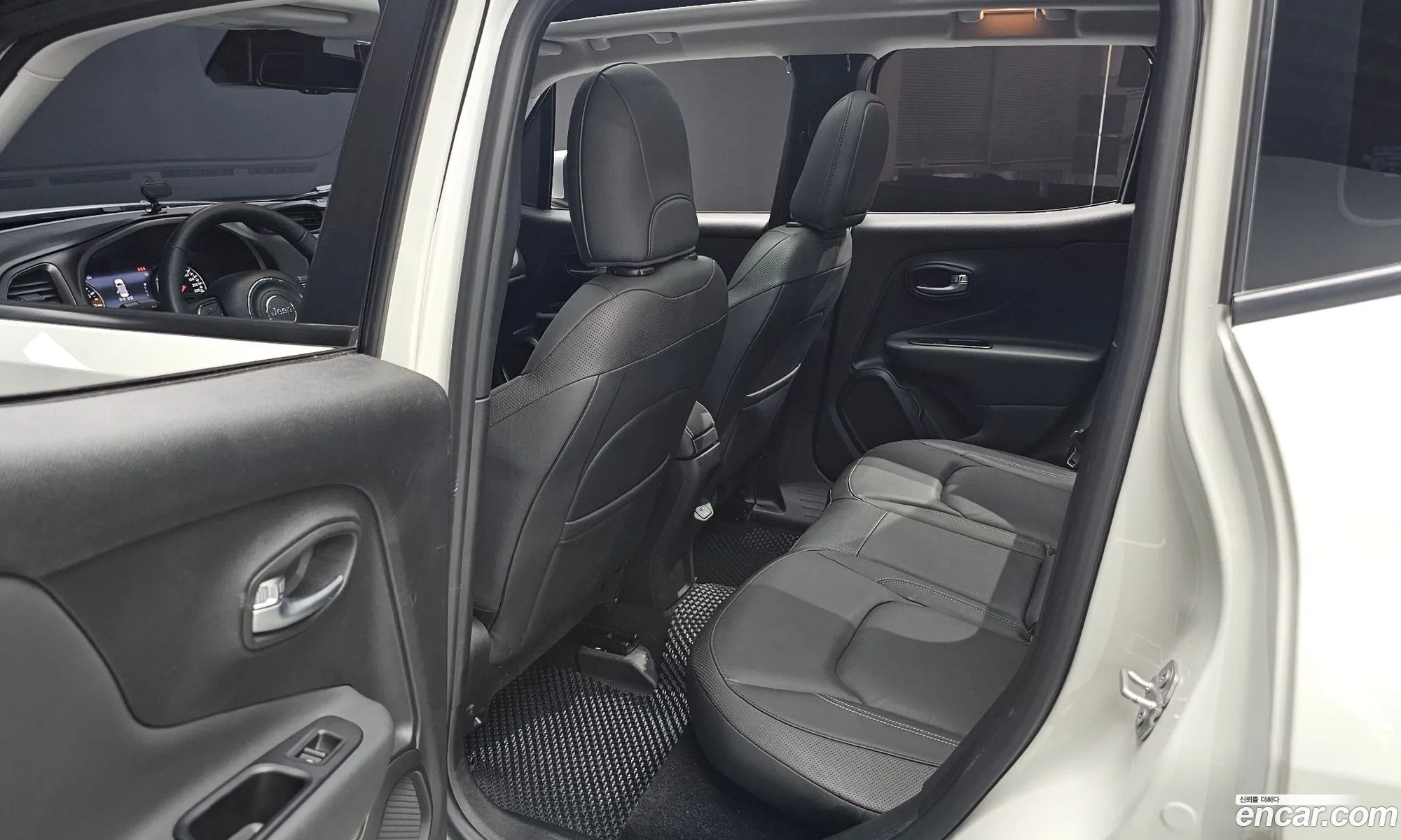 Jeep Renegade 2022 — 5