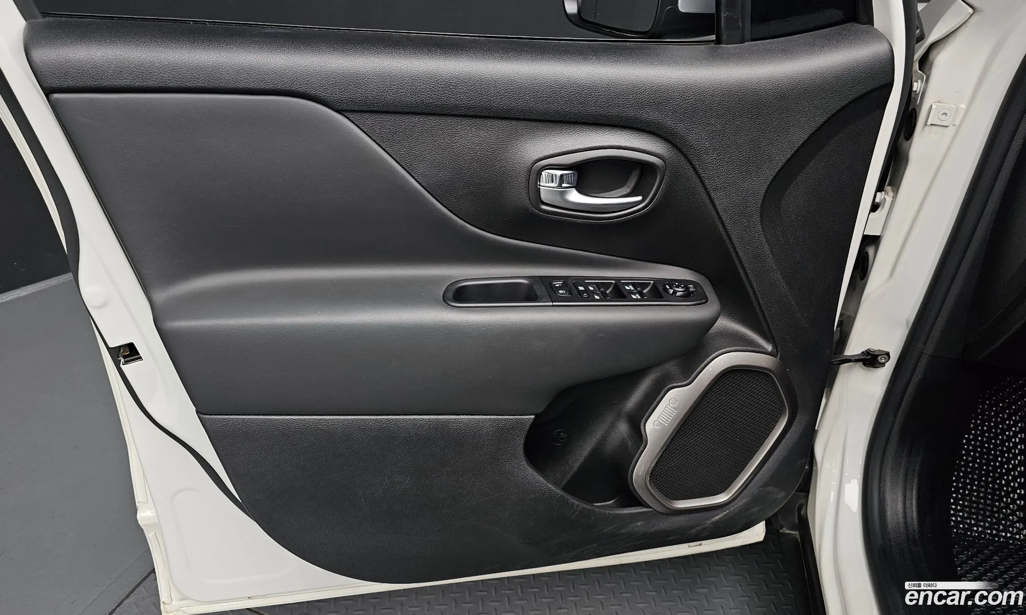 Jeep Renegade 2022 — 4