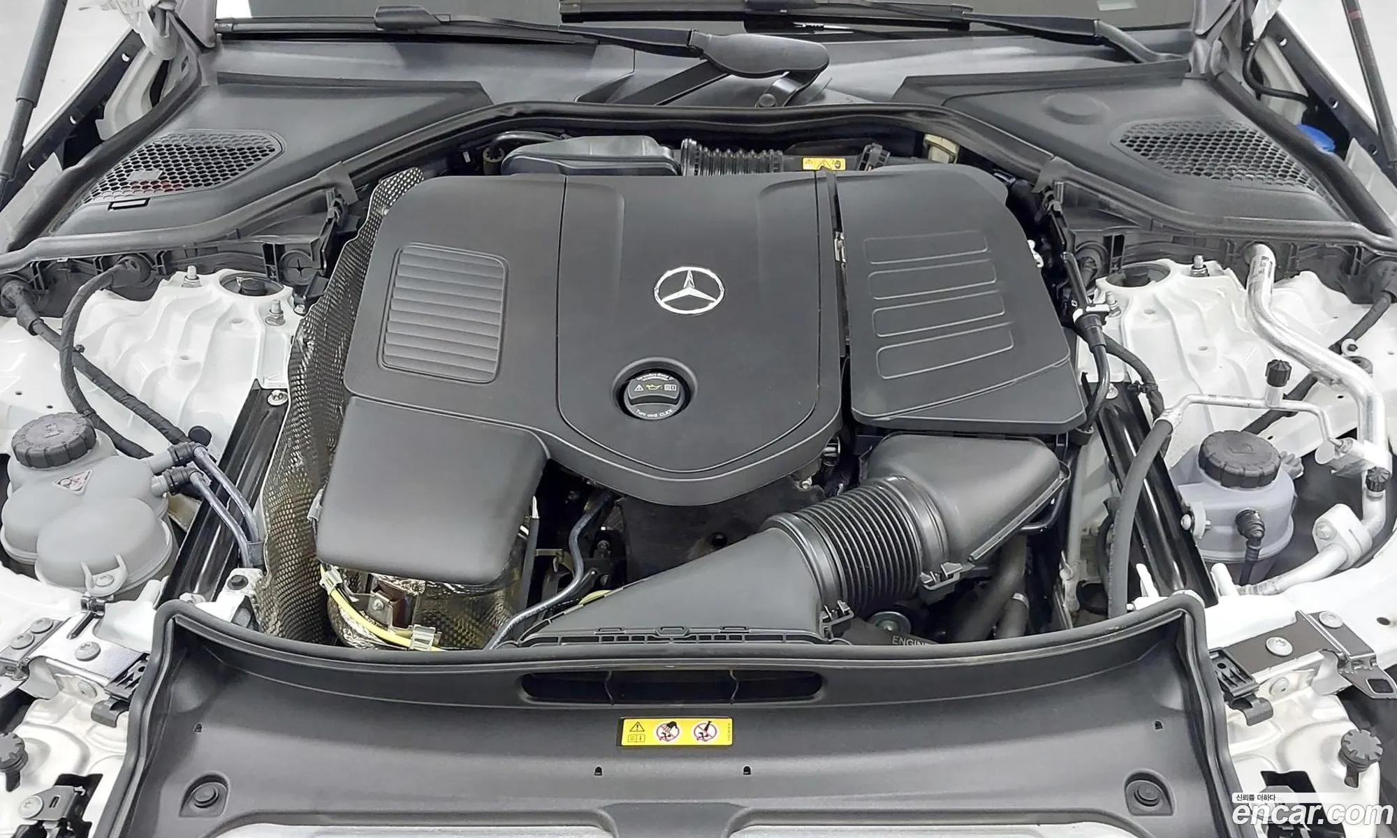 Mercedes-Benz E-Class W214 2024 — 4
