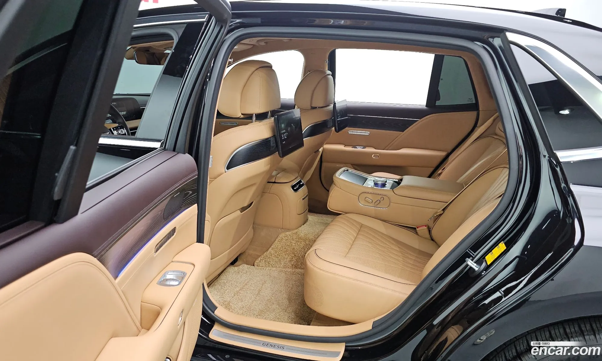 Genesis G90 2024 — 25