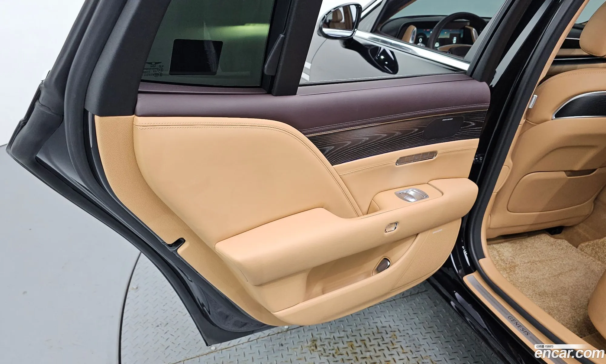 Genesis G90 2024 — 17