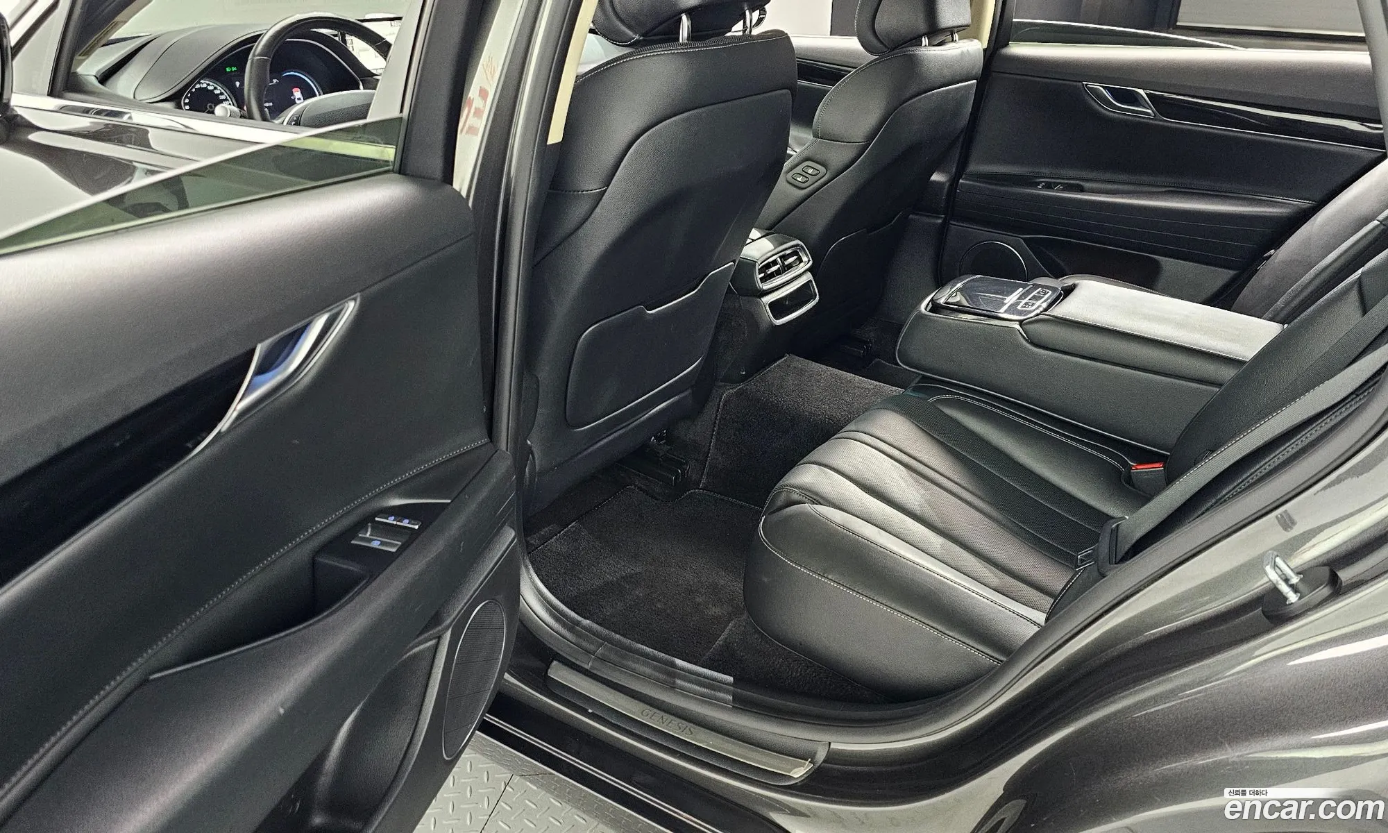 Genesis G80 2023 — 8