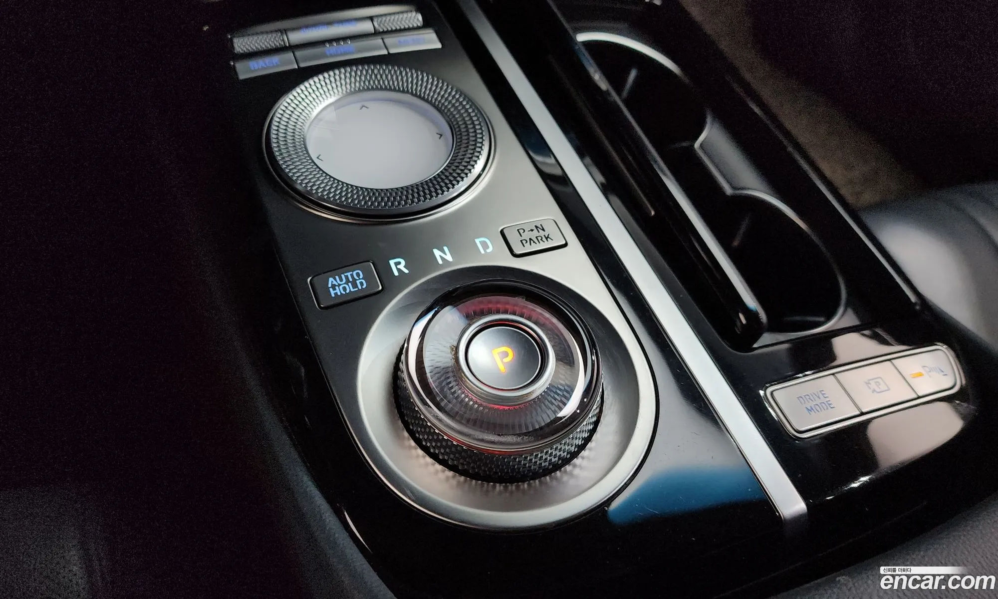 Genesis Electrified G80 2022 — 9