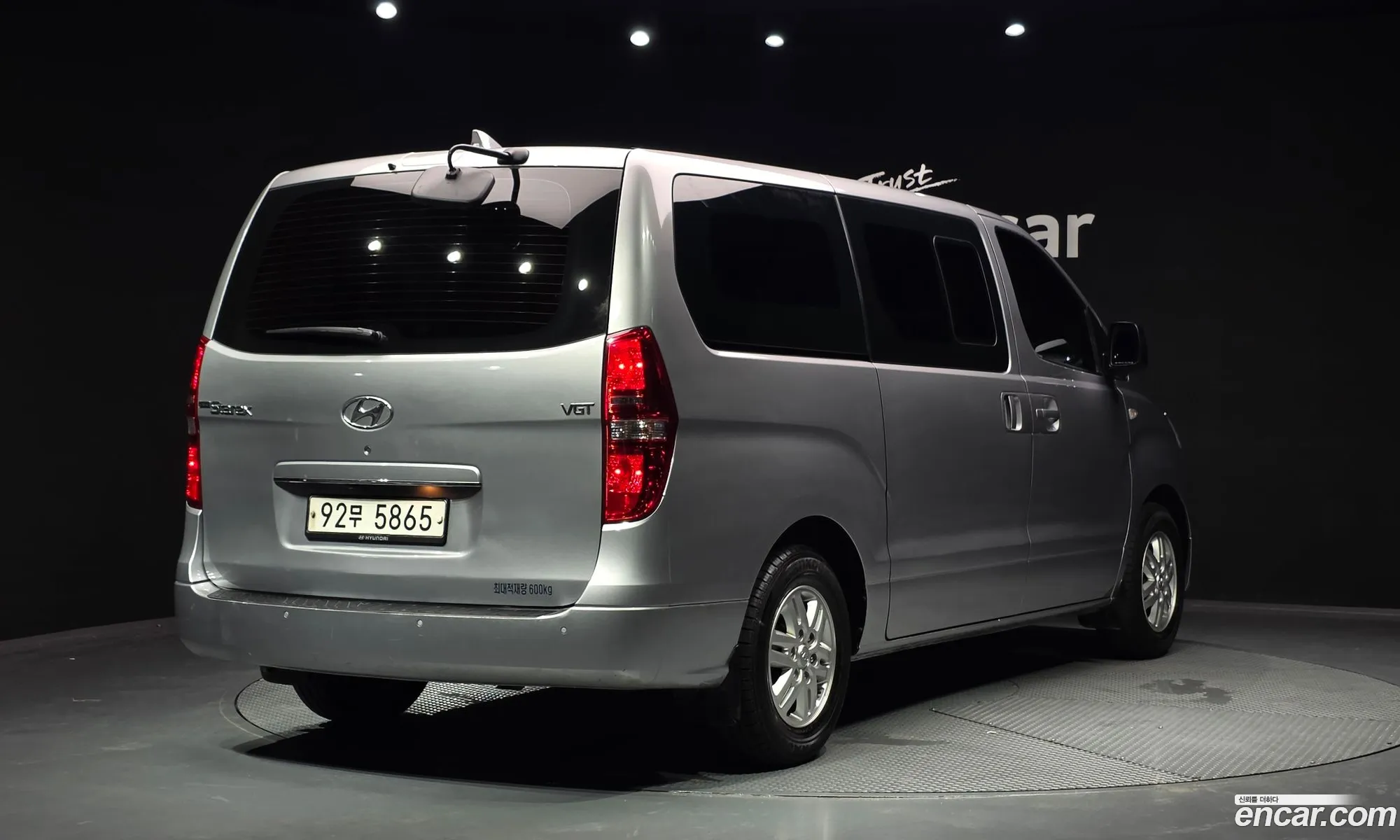 Hyundai Grand Starex 2018 — 3