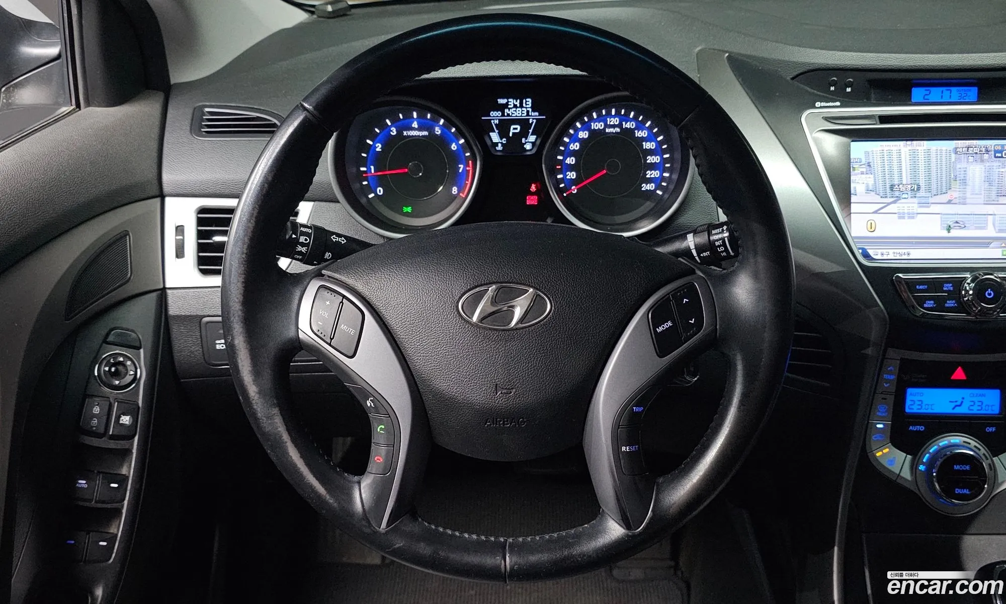 Hyundai Elantra MD 2012 — 12