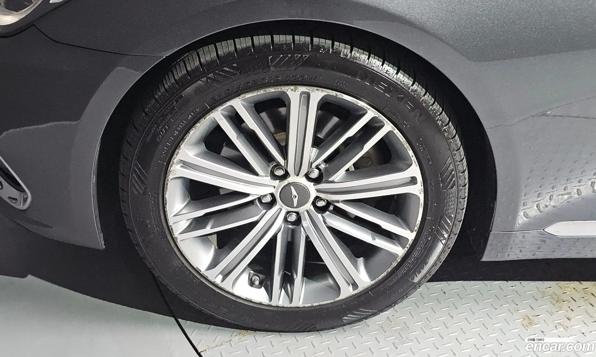 Genesis G80 2017 KMHGL41DBHU231662 — 15