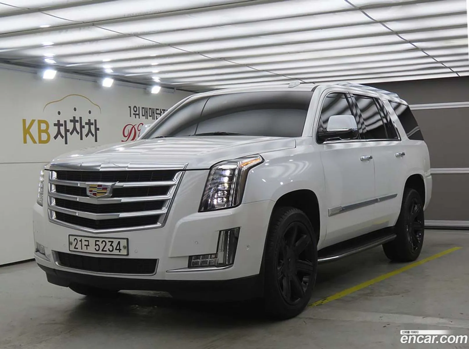 Cadillac Escalade 2017 — 18
