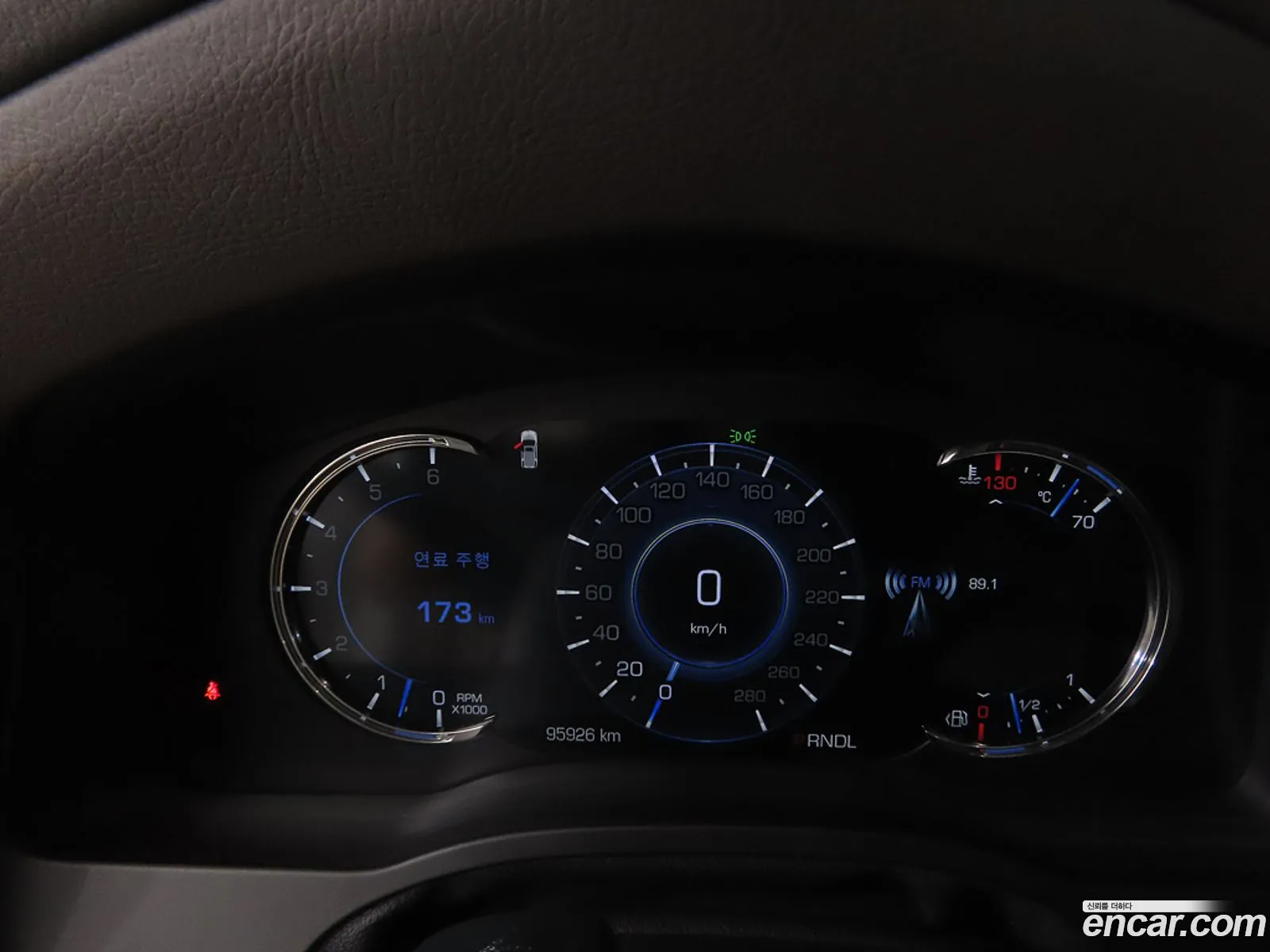 Cadillac Escalade 2017 — 12