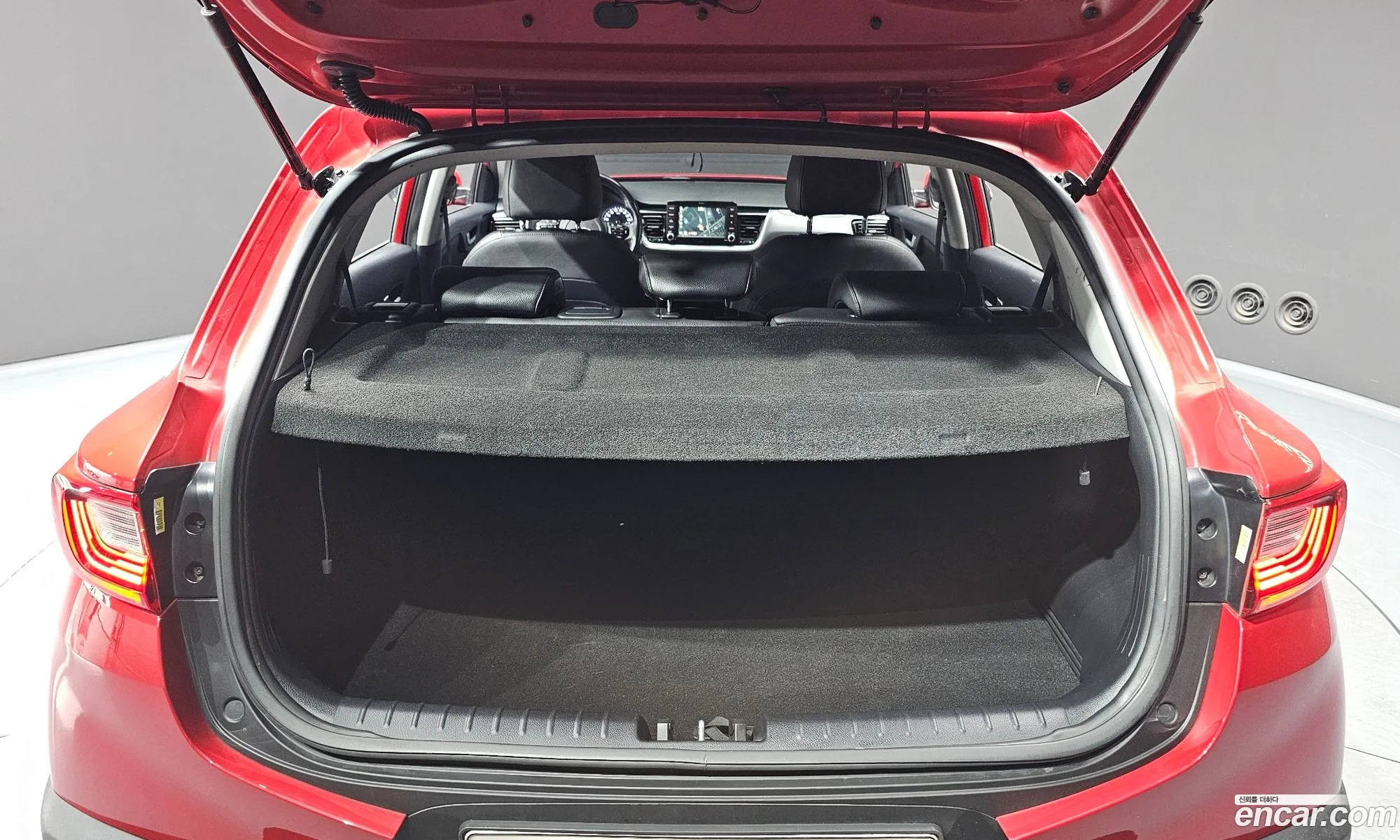 Kia Stonic 2018 — 20