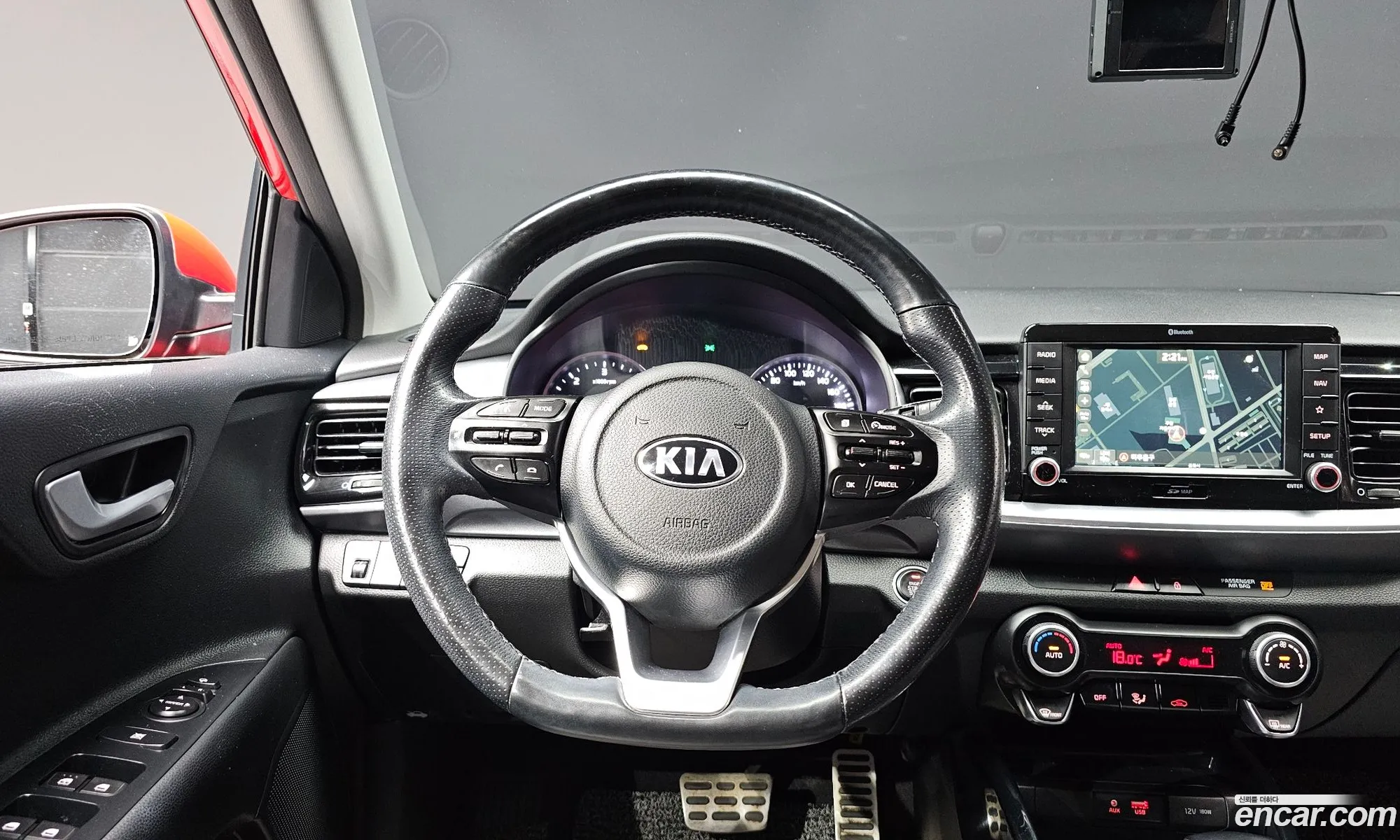 Kia Stonic 2018 — 6