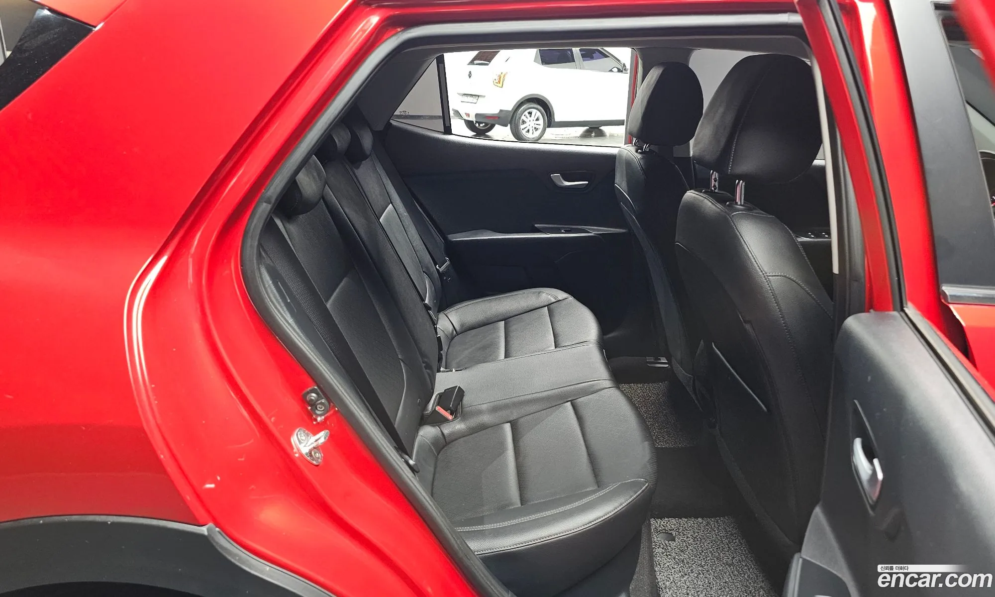 Kia Stonic 2018 — 17