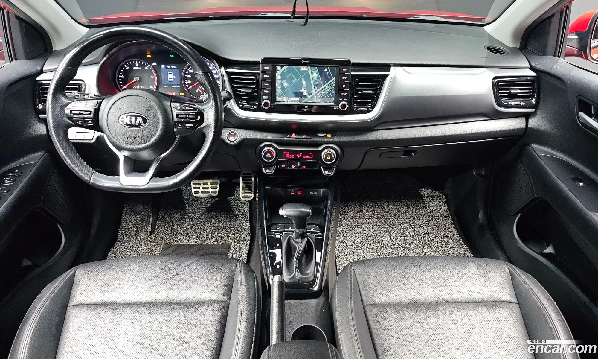Kia Stonic 2018 — 2