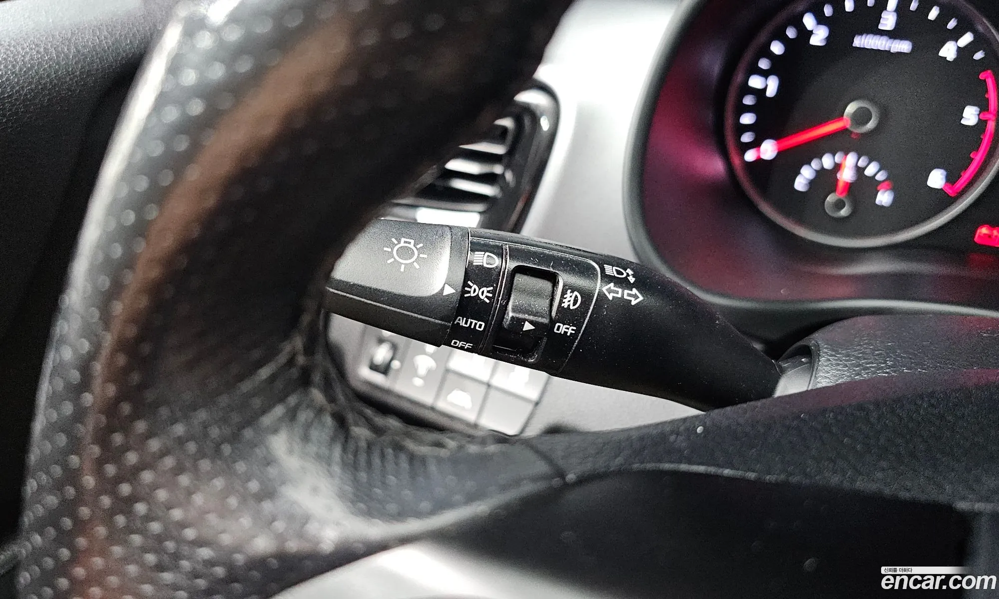 Kia Stonic 2018 — 16