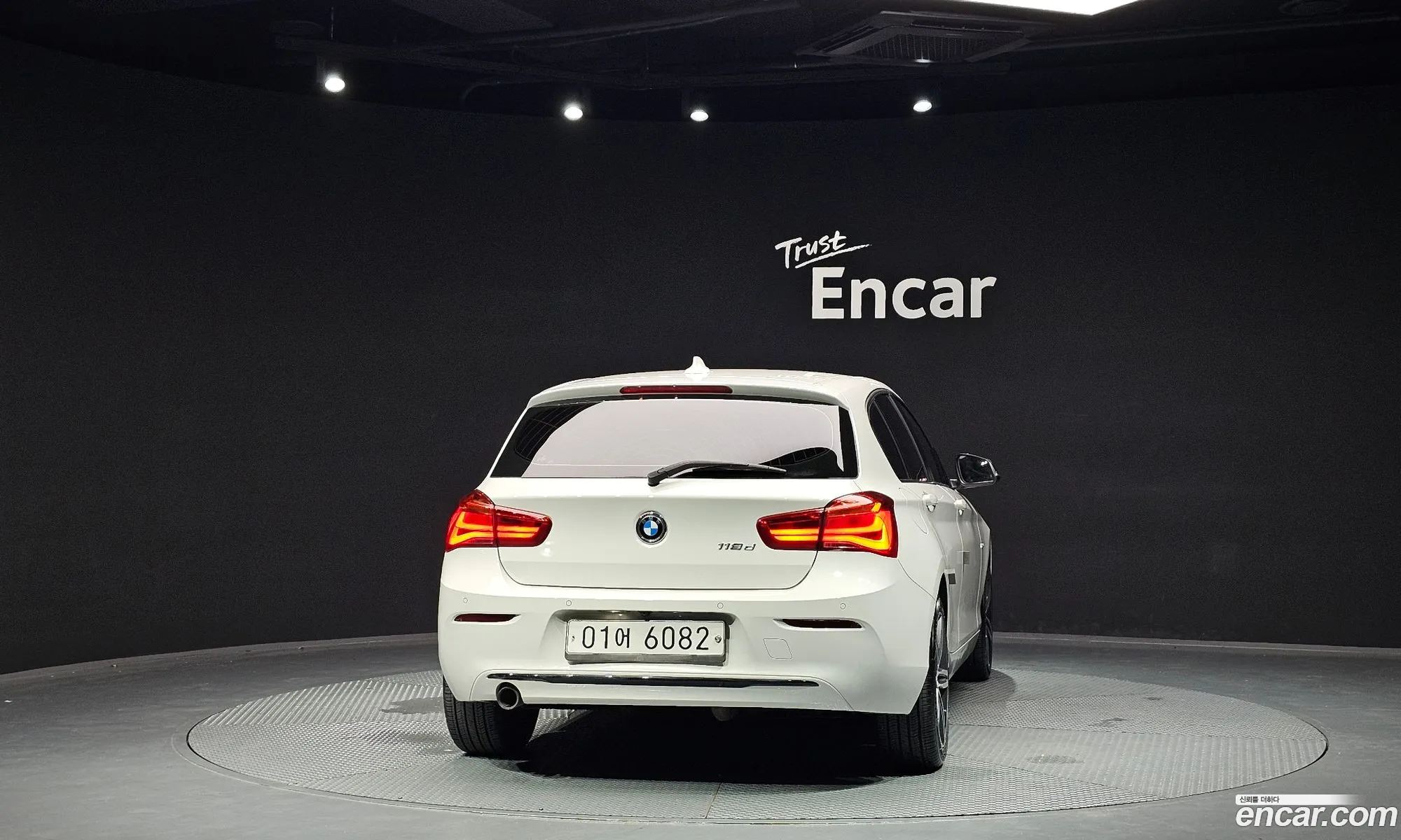 BMW 1 Series 2017 WBA1S5109HV811365 — 3
