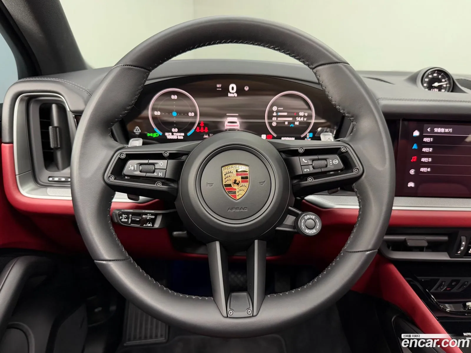 Porsche Cayenne 2024 — 2